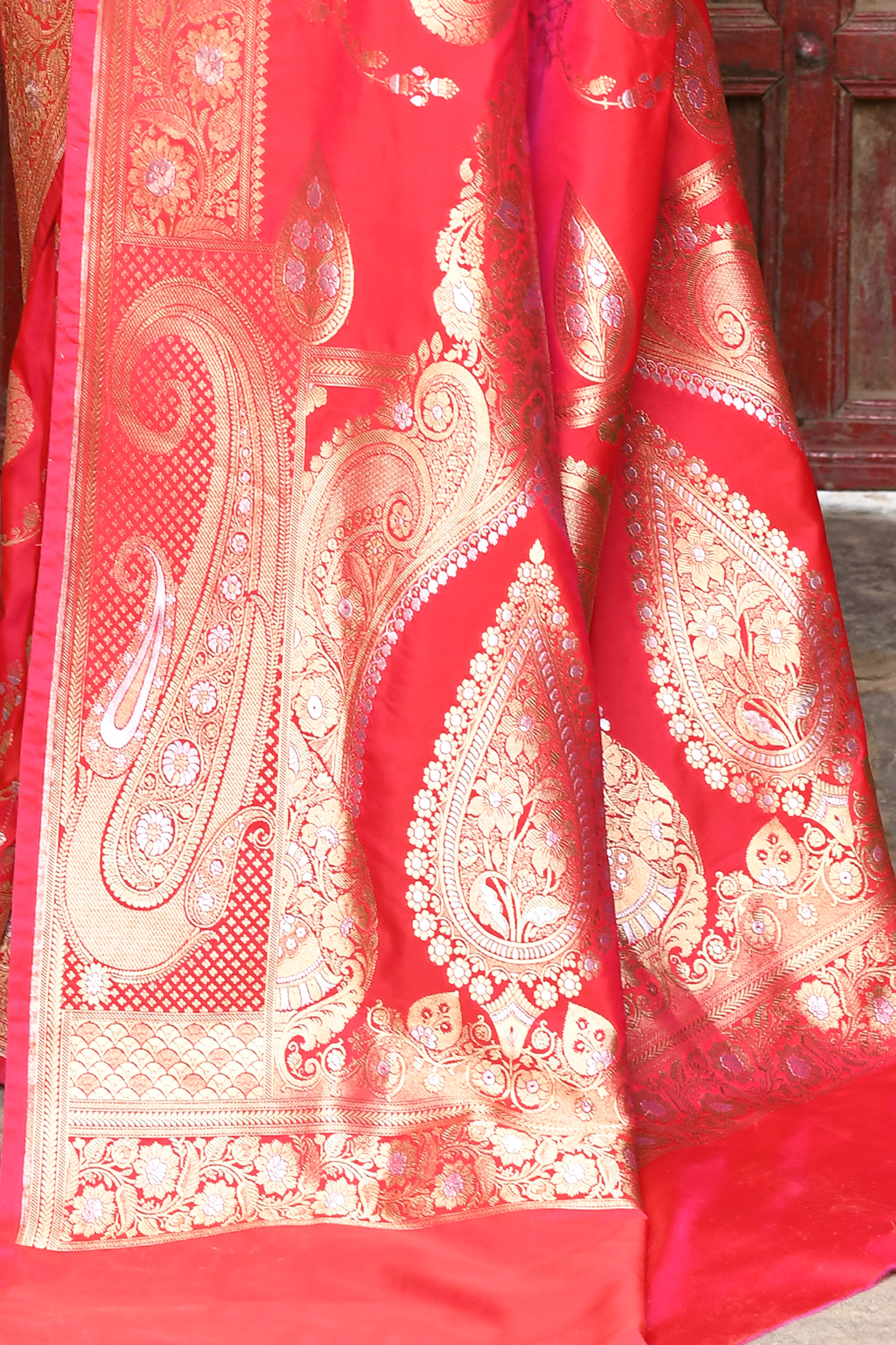 Handwoven Red Banarasi Soft Silk Saree