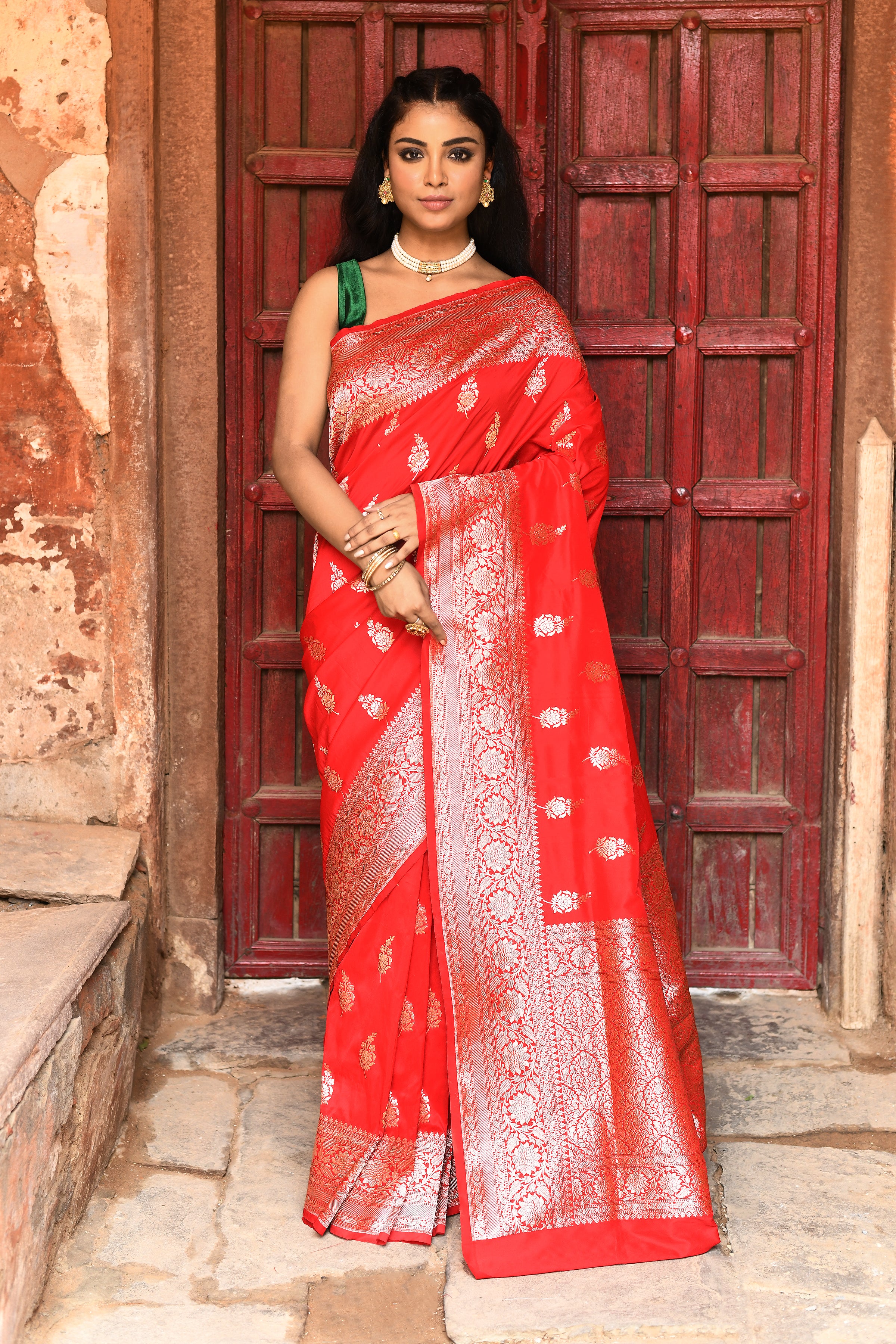 Handwoven Pure Banarasi Red Soft Silk Saree