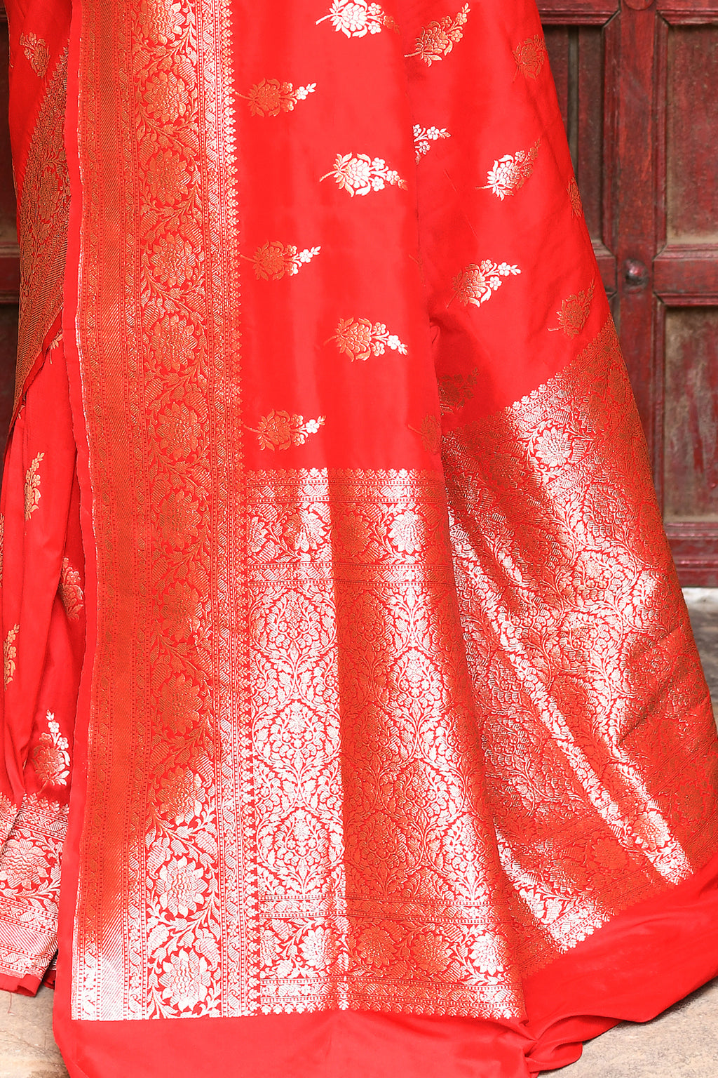Handwoven Pure Banarasi Red Soft Silk Saree