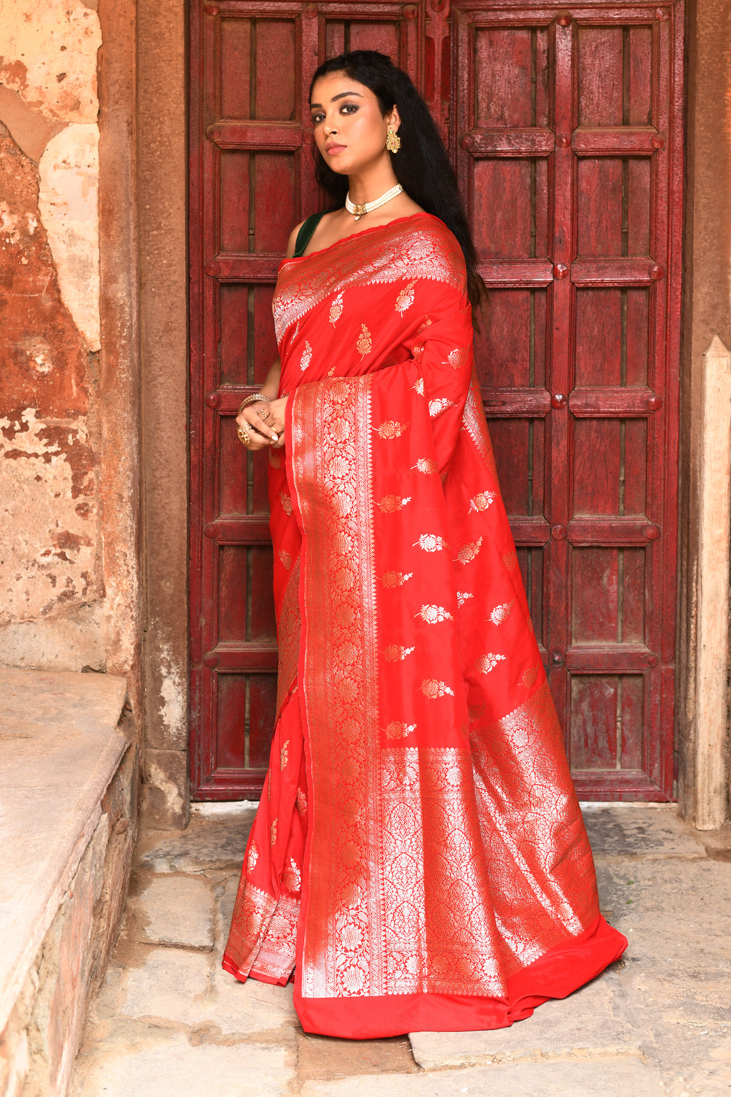 Handwoven Pure Banarasi Red Soft Silk Saree