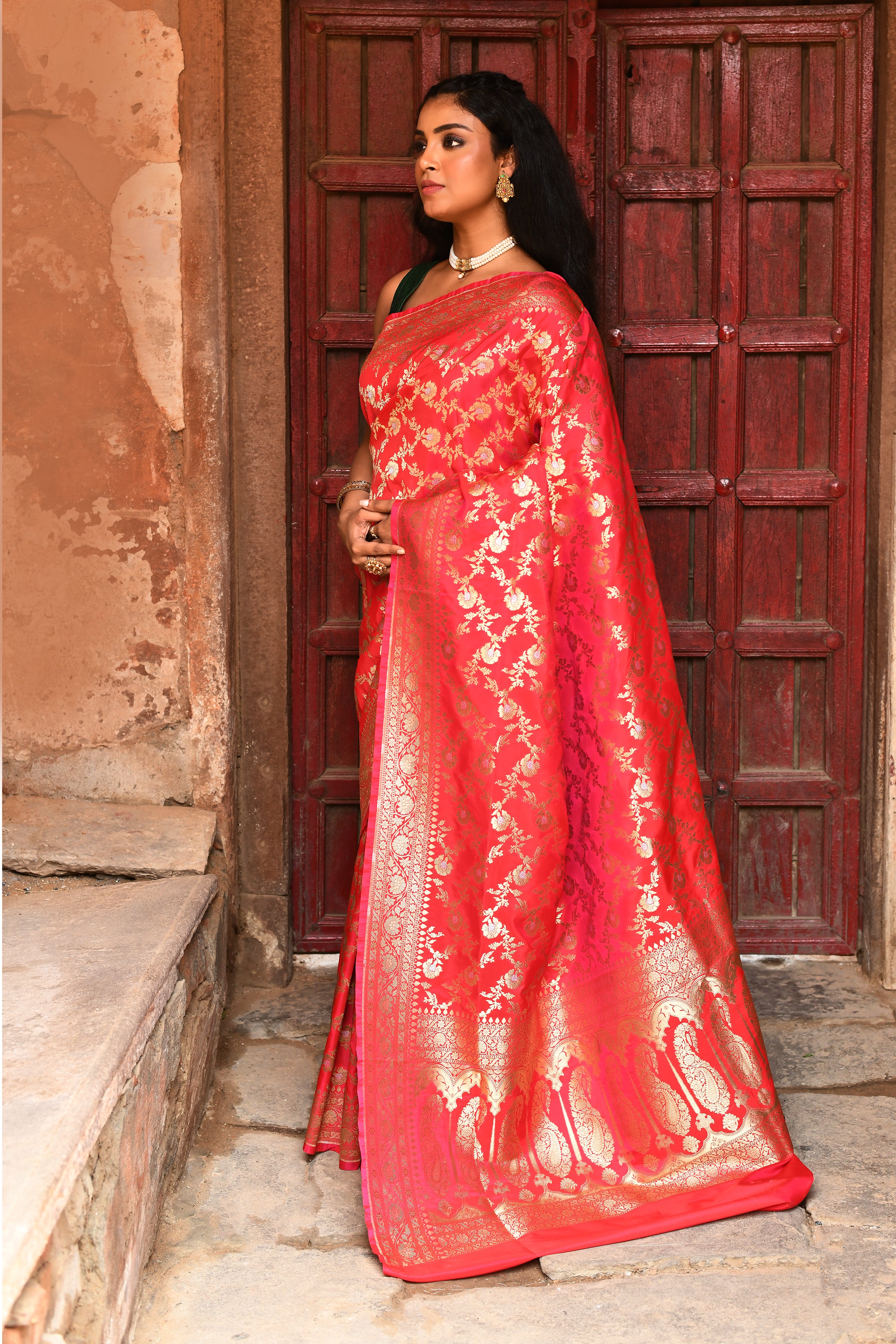 Pure Handwoven Banarasi Soft Silk Saree in Red