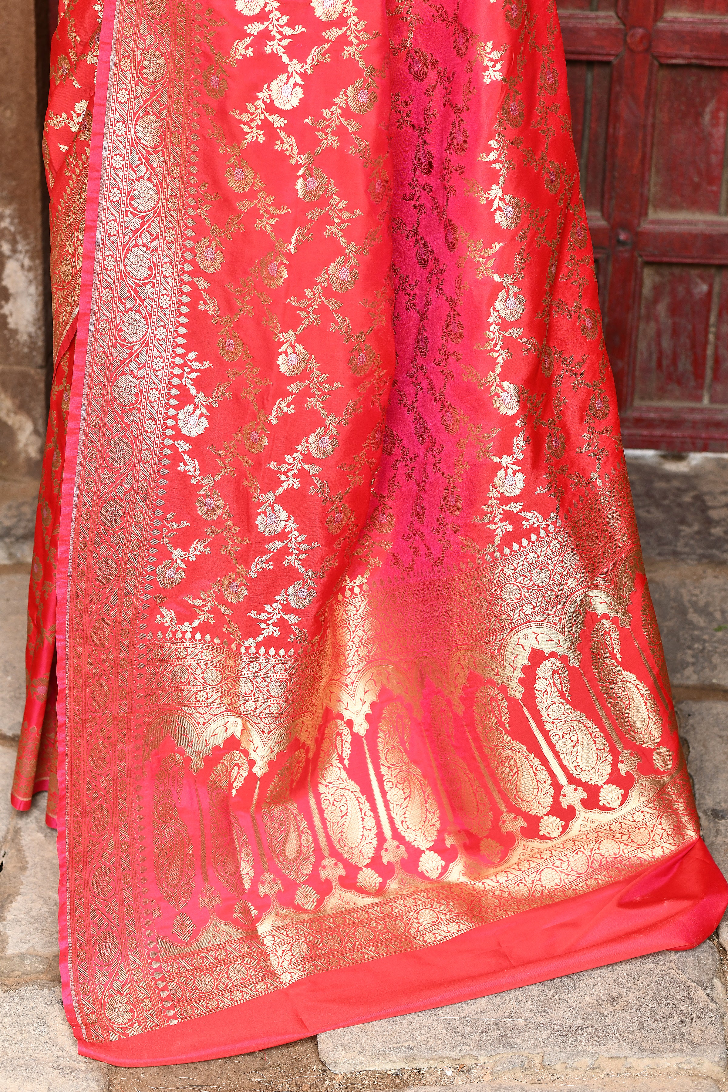 Pure Handwoven Banarasi Soft Silk Saree in Red