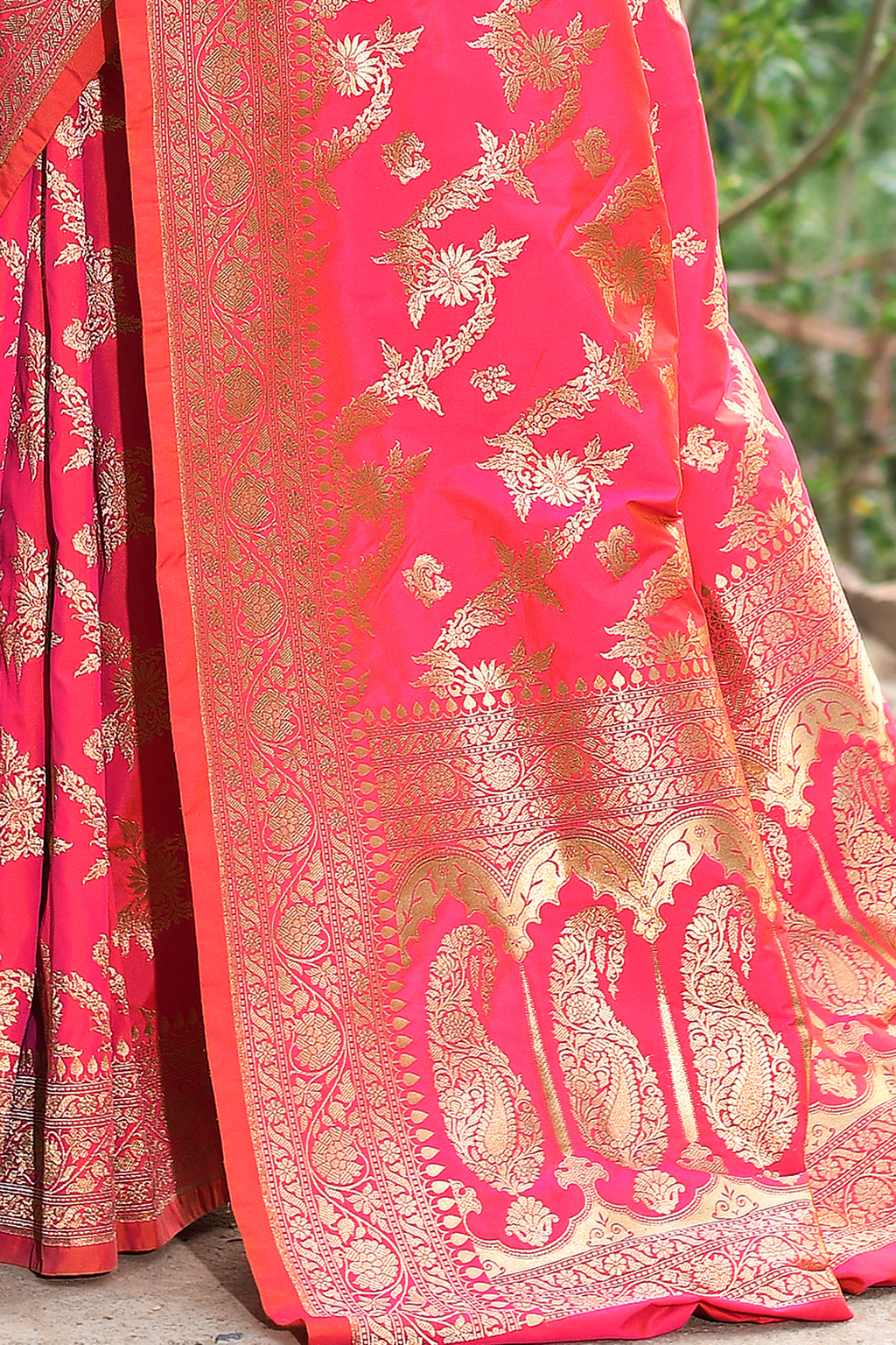 Handwoven Pink Banarasi Soft  Silk Saree