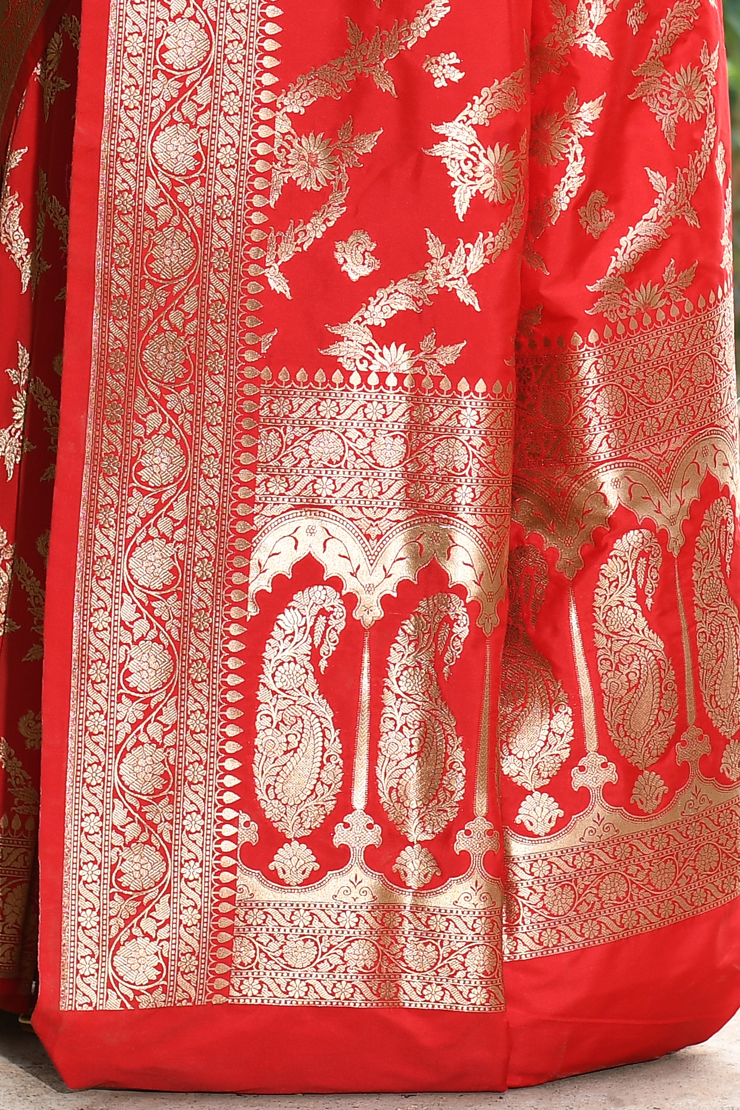 Handwoven Red Banarasi Soft Silk Saree