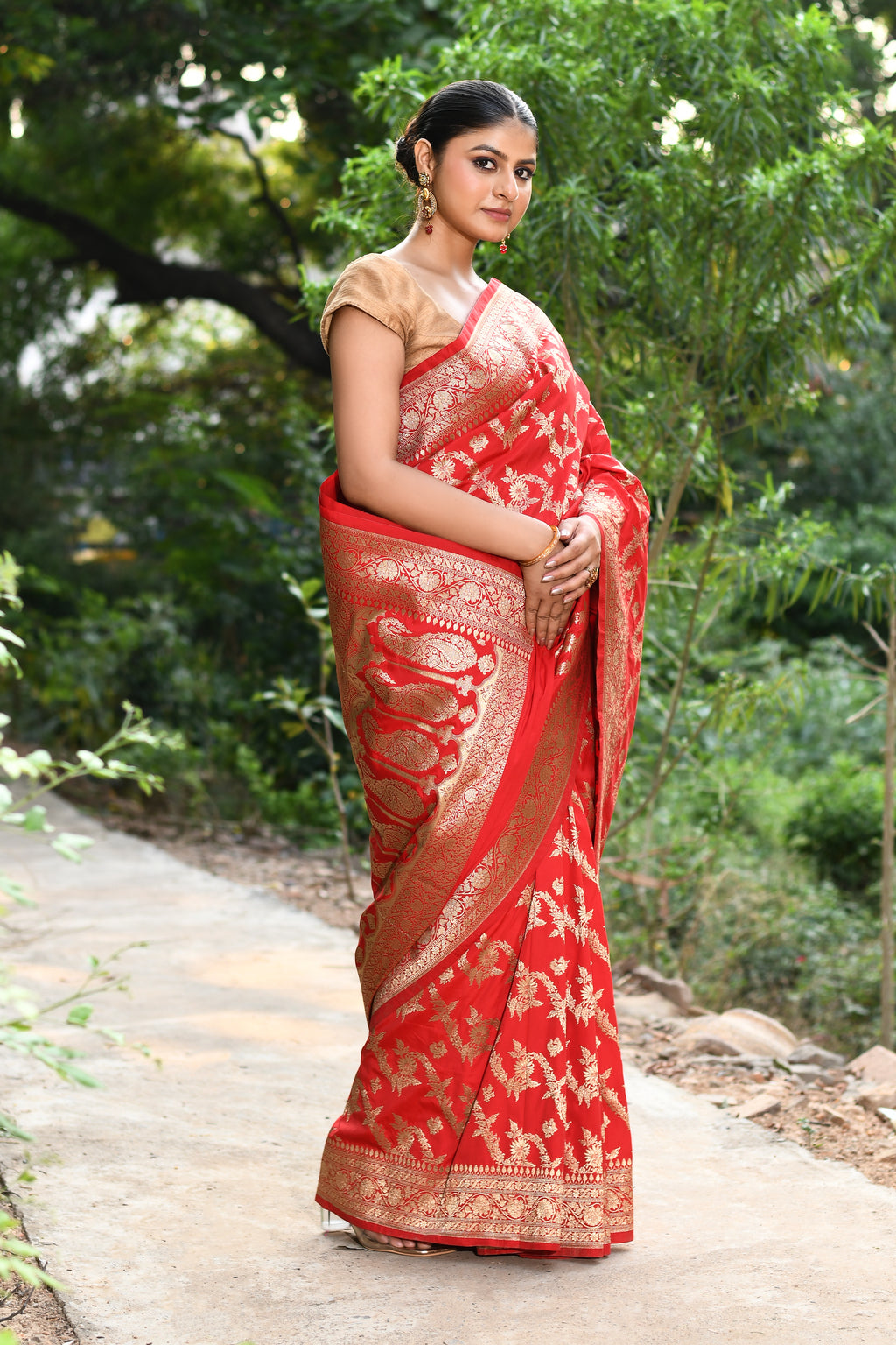 Handwoven Red Banarasi Soft Silk Saree