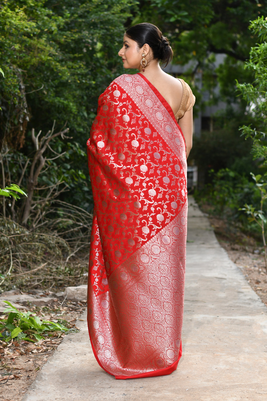 Handwoven Red Banarasi Soft Silk Saree