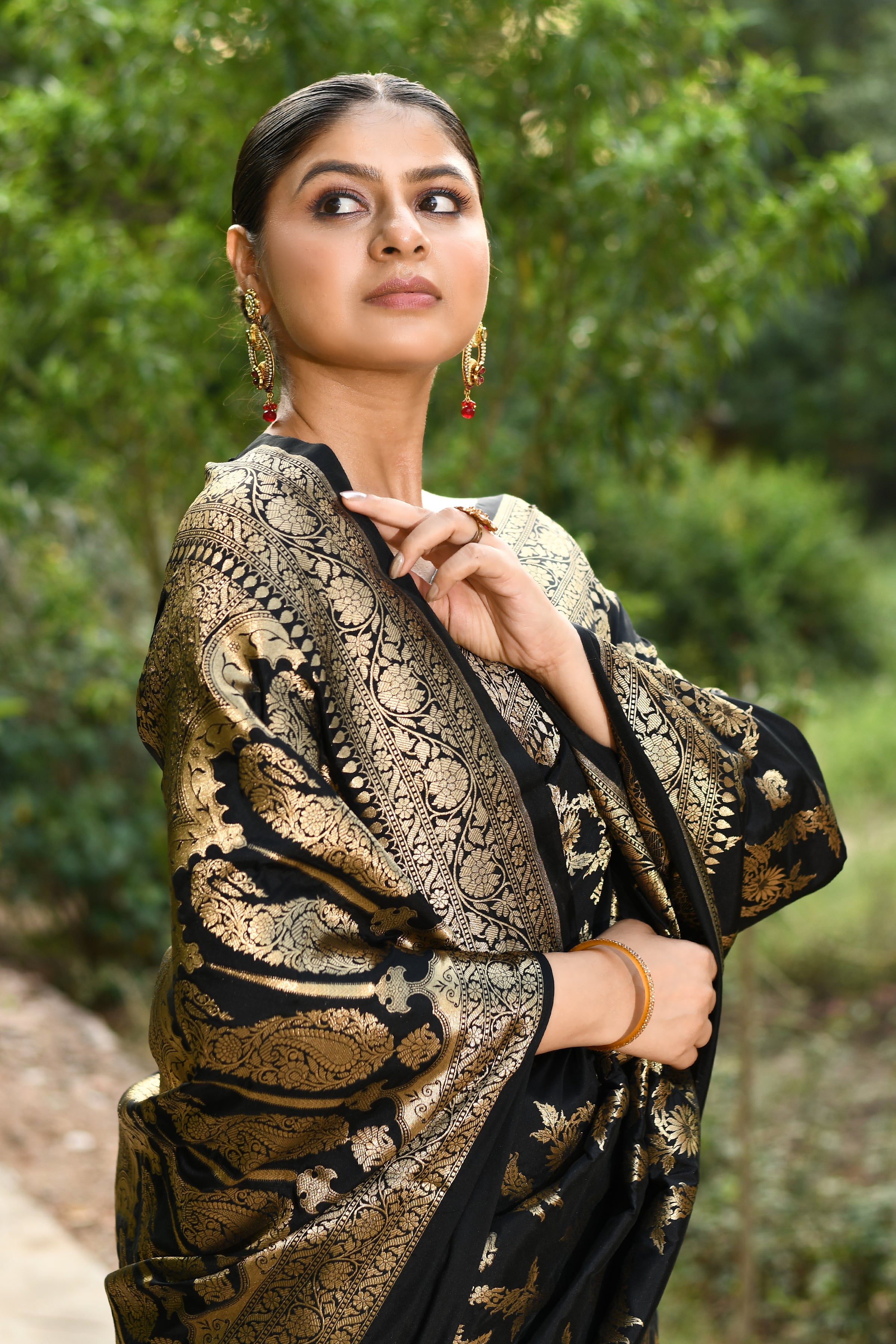 Handwoven Black Banarasi Soft Silk Saree