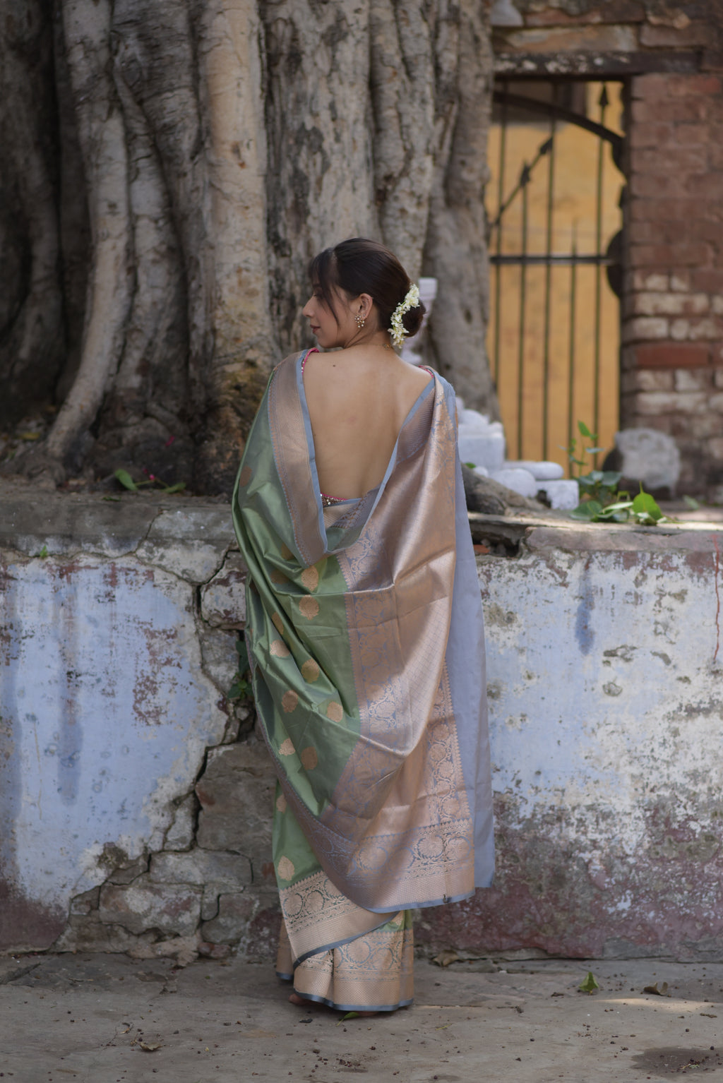 Tea Green Pure Handwoven Banarasi Katan Silk Saree