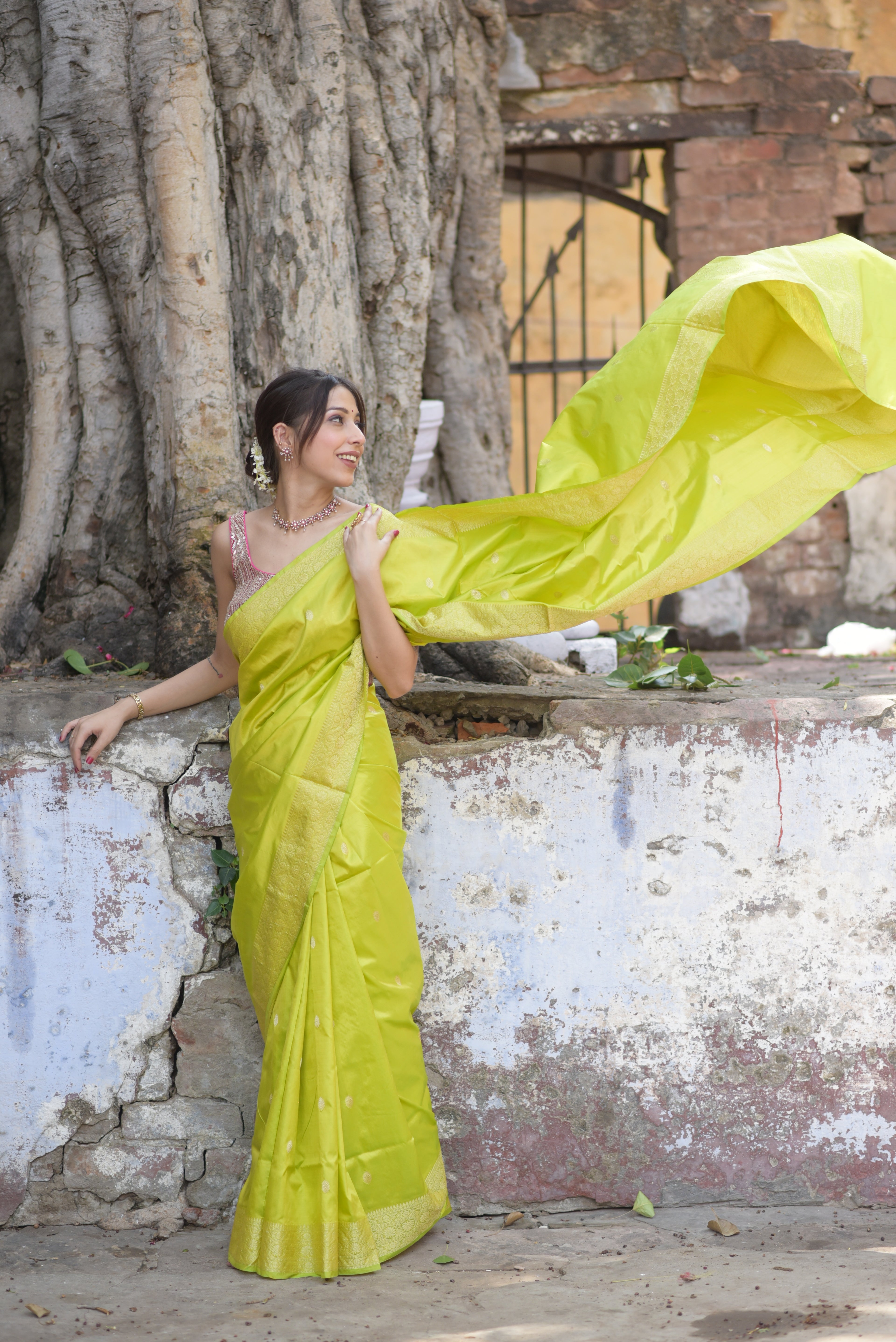 Lemon Green Pure Handwoven Banarasi Katan Silk Saree