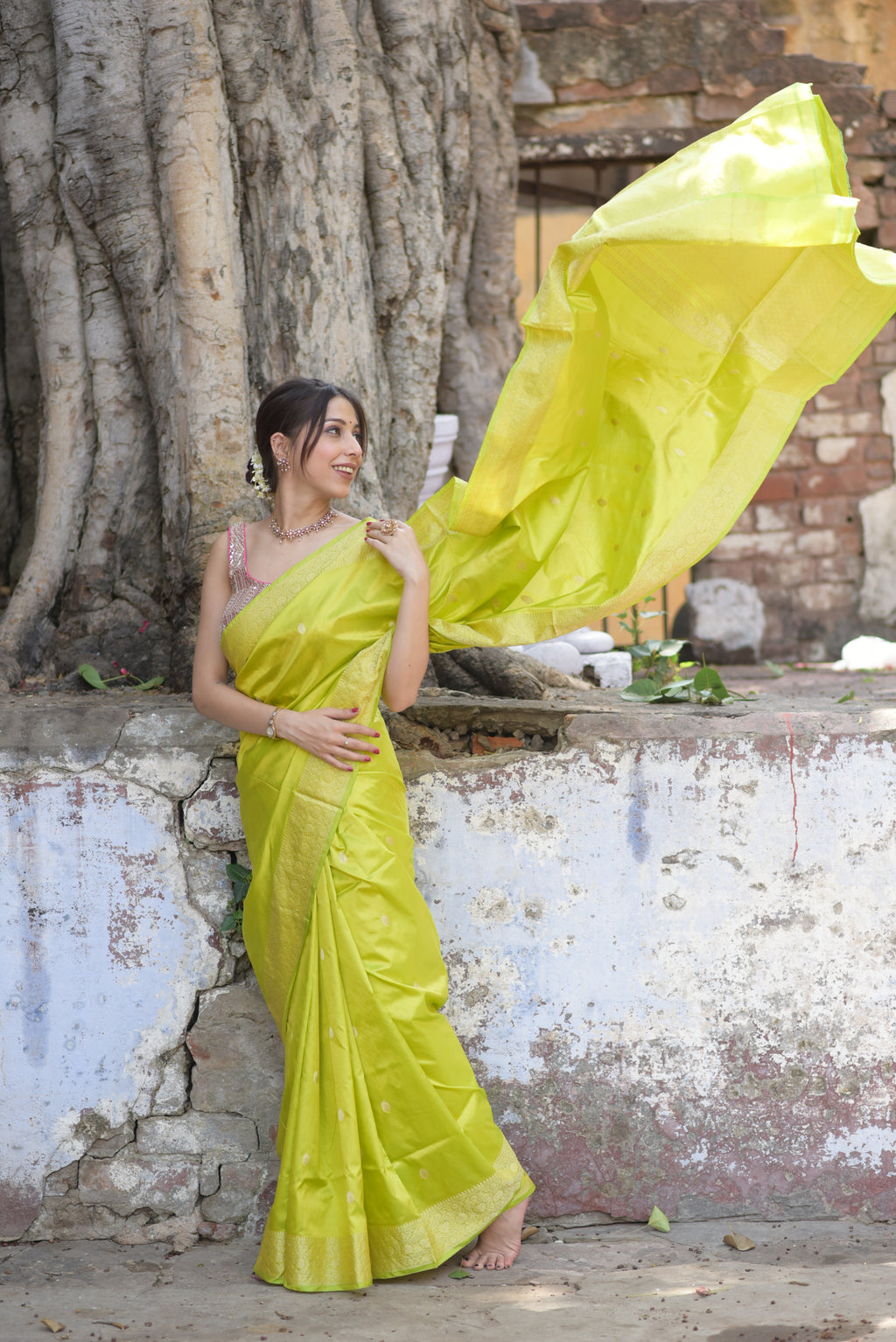 Lemon Green Pure Handwoven Banarasi Katan Silk Saree