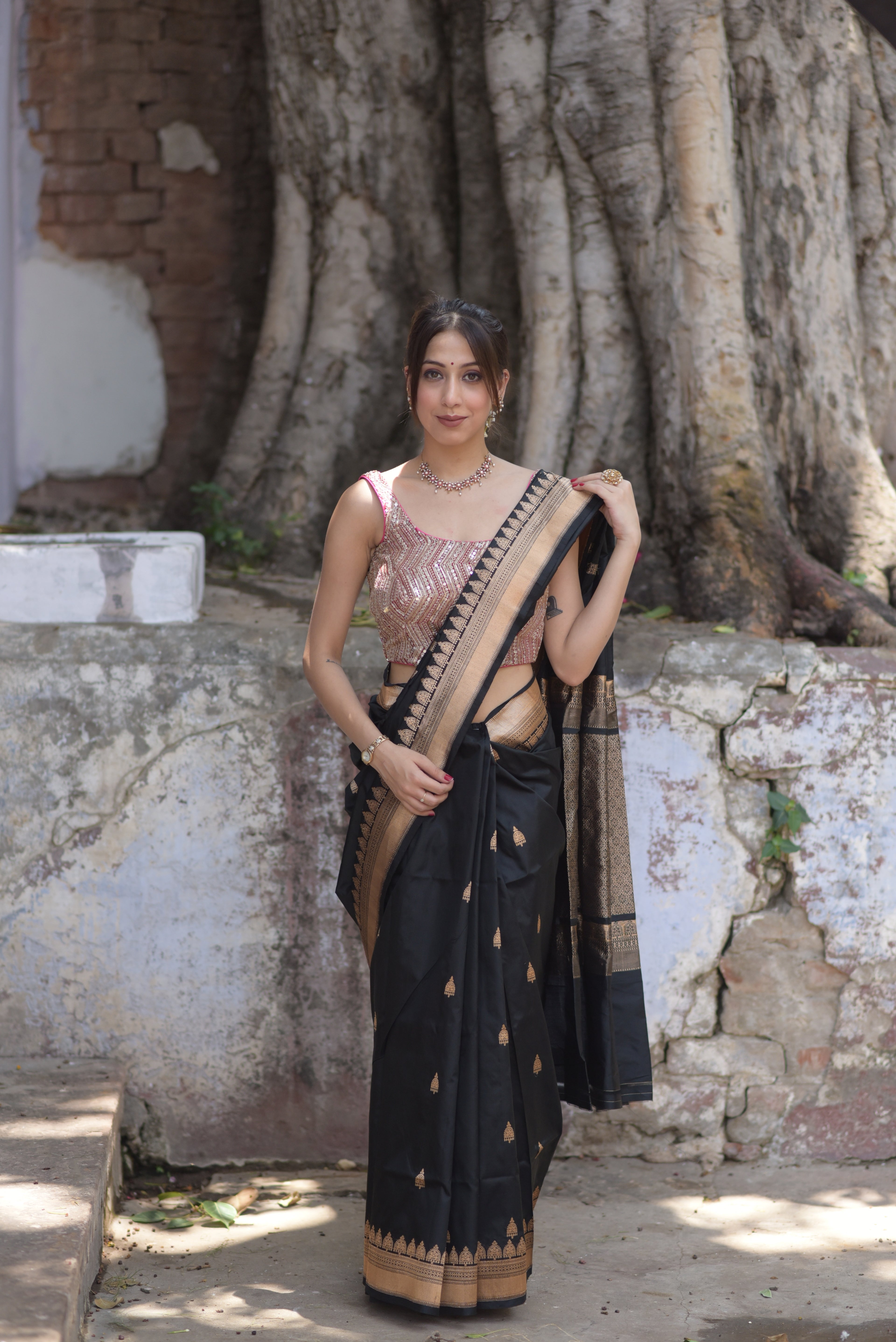 Black Pure Handwoven Banarasi Katan Silk Saree
