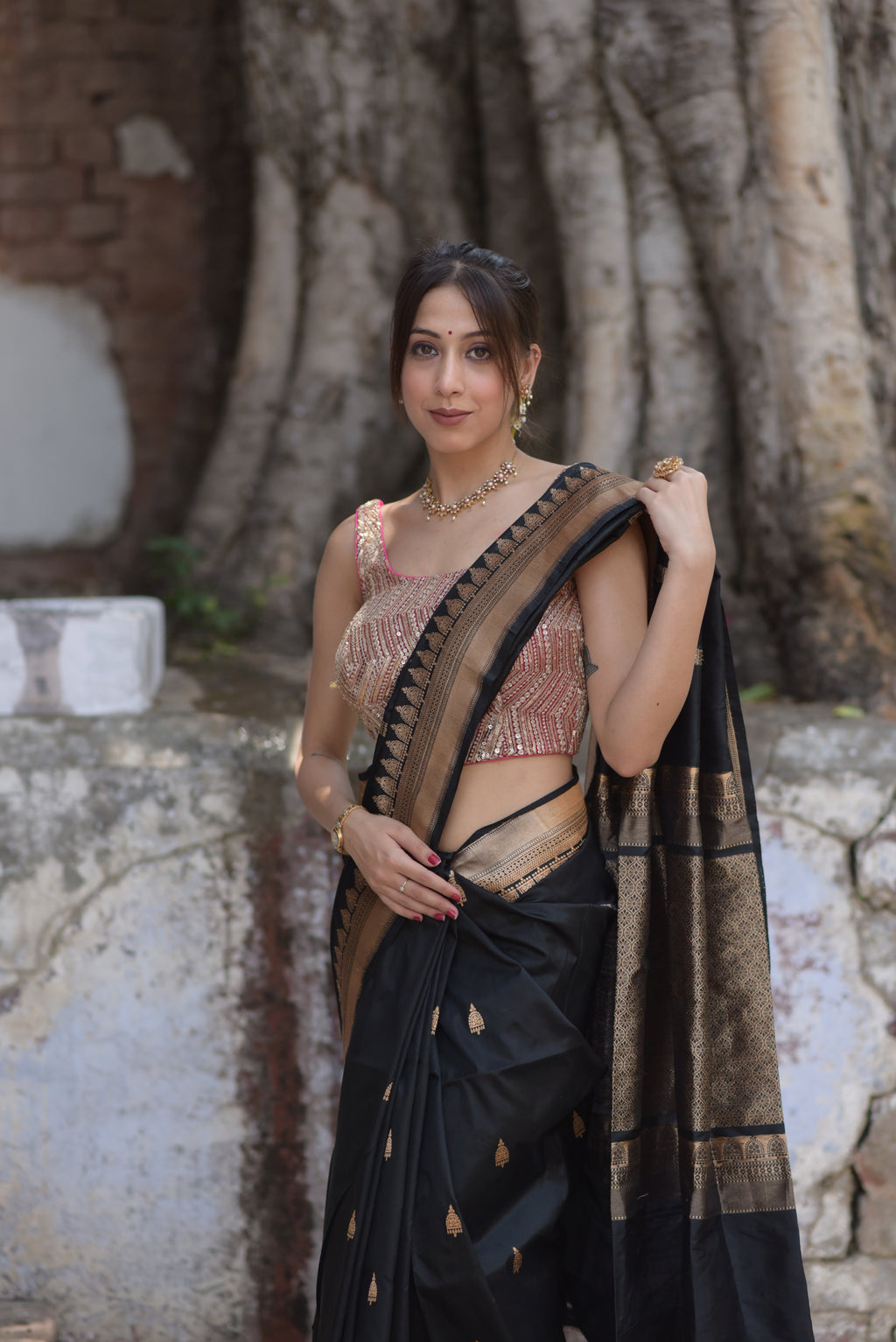 Black Pure Handwoven Banarasi Katan Silk Saree