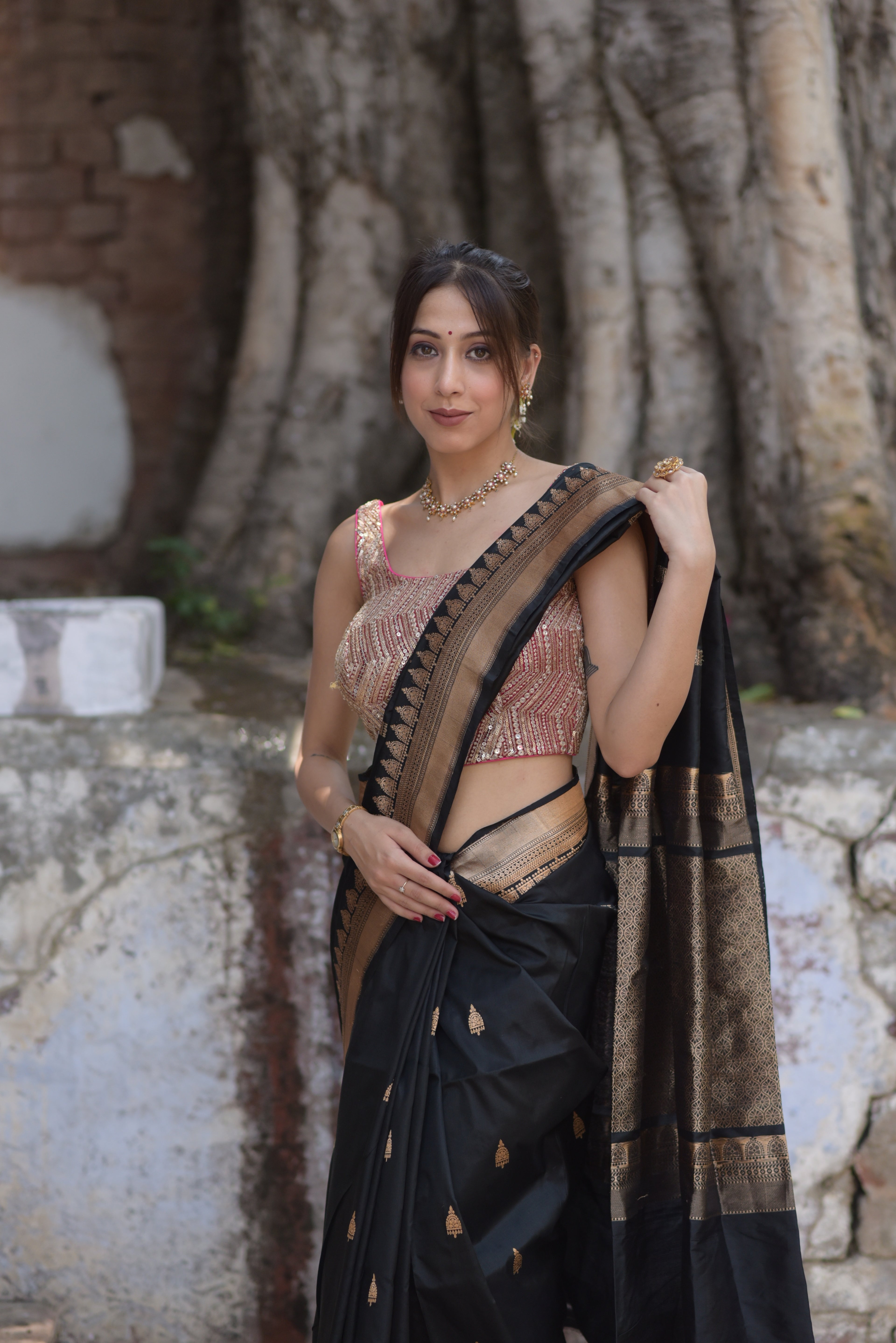Black Pure Handwoven Banarasi Katan Silk Saree