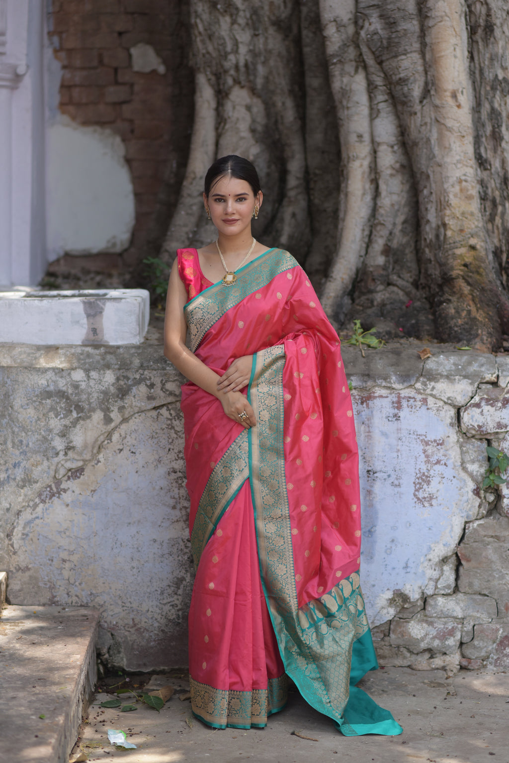 Rouge Pink Pure Handwoven Banarasi Katan Silk Saree