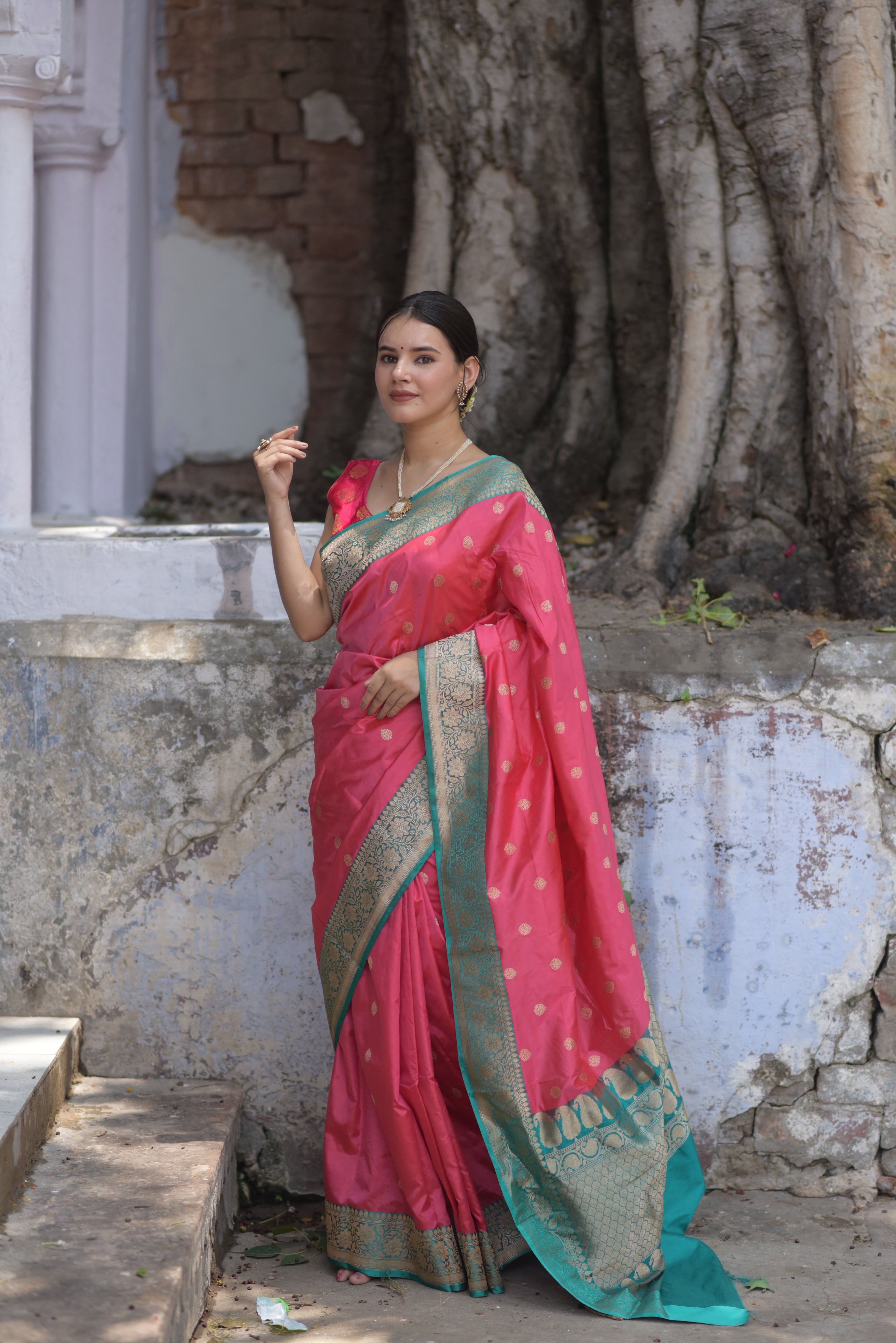 Rouge Pink Pure Handwoven Banarasi Katan Silk Saree