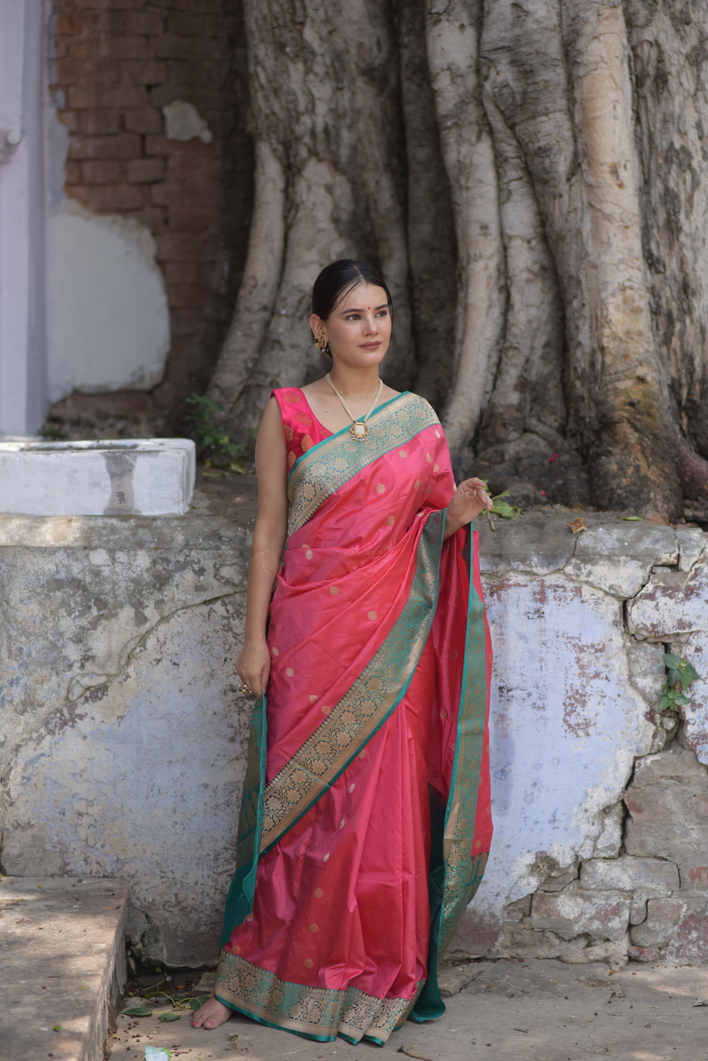 Rouge Pink Pure Handwoven Banarasi Katan Silk Saree