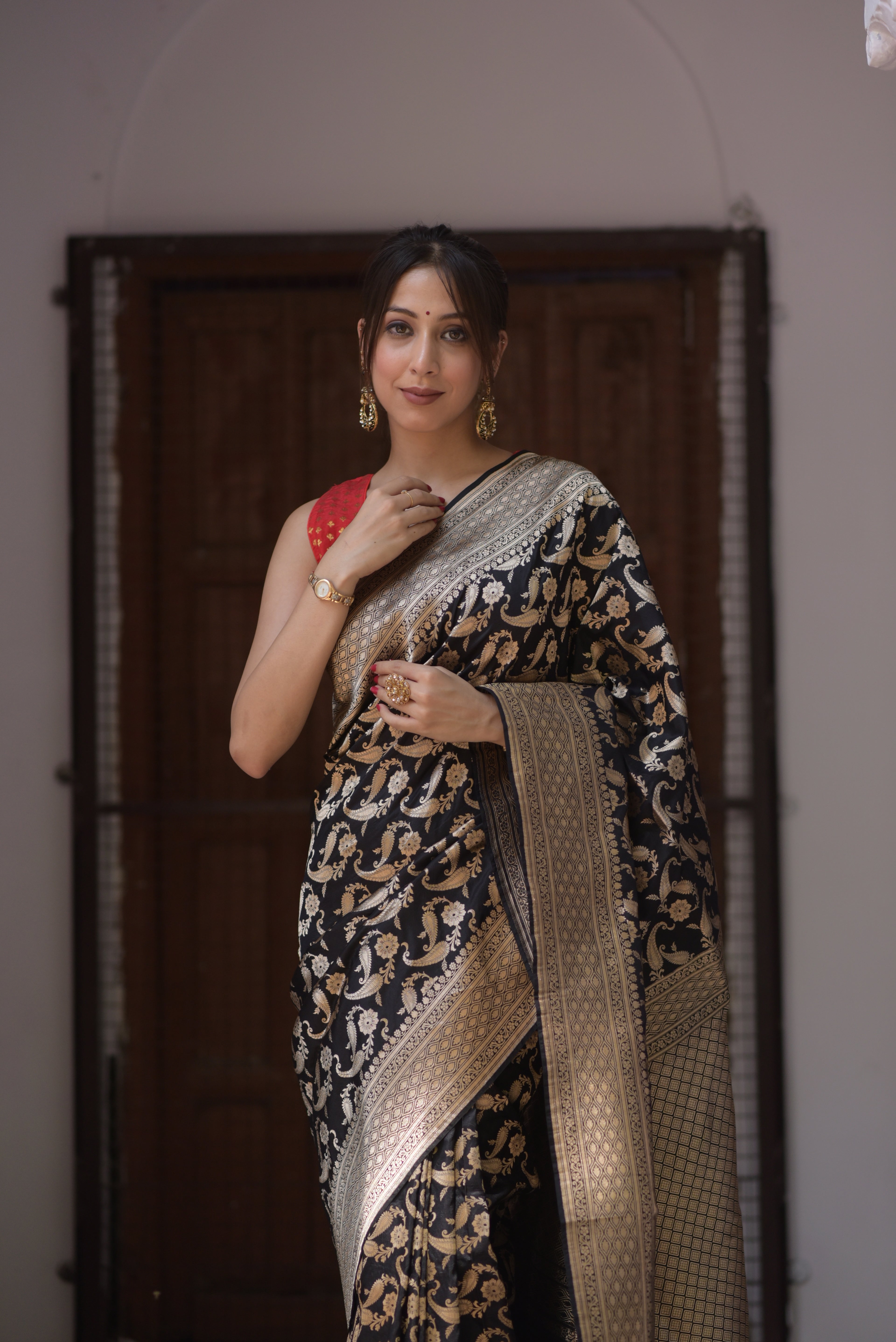 Black Jaal Pure Handwoven Banarasi Katan Silk Saree