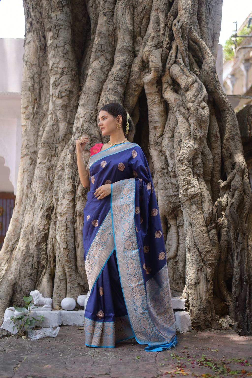 Cobalt Blue Pure Handwoven Banarasi Katan Silk Saree
