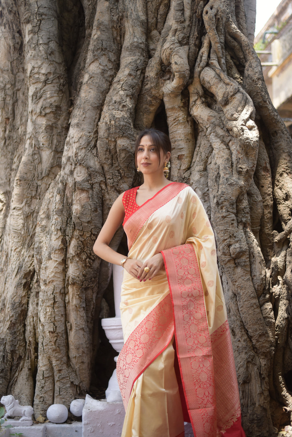 Traditional Cream Pure Handwoven Banarasi Katan Silk Saree