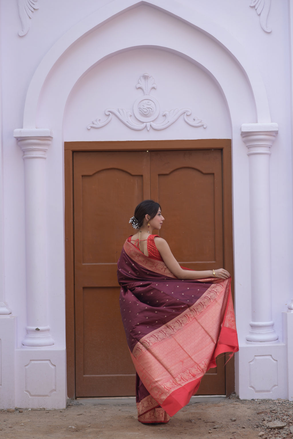 Walnut brown Pure Handwoven Banarasi Katan Silk Saree