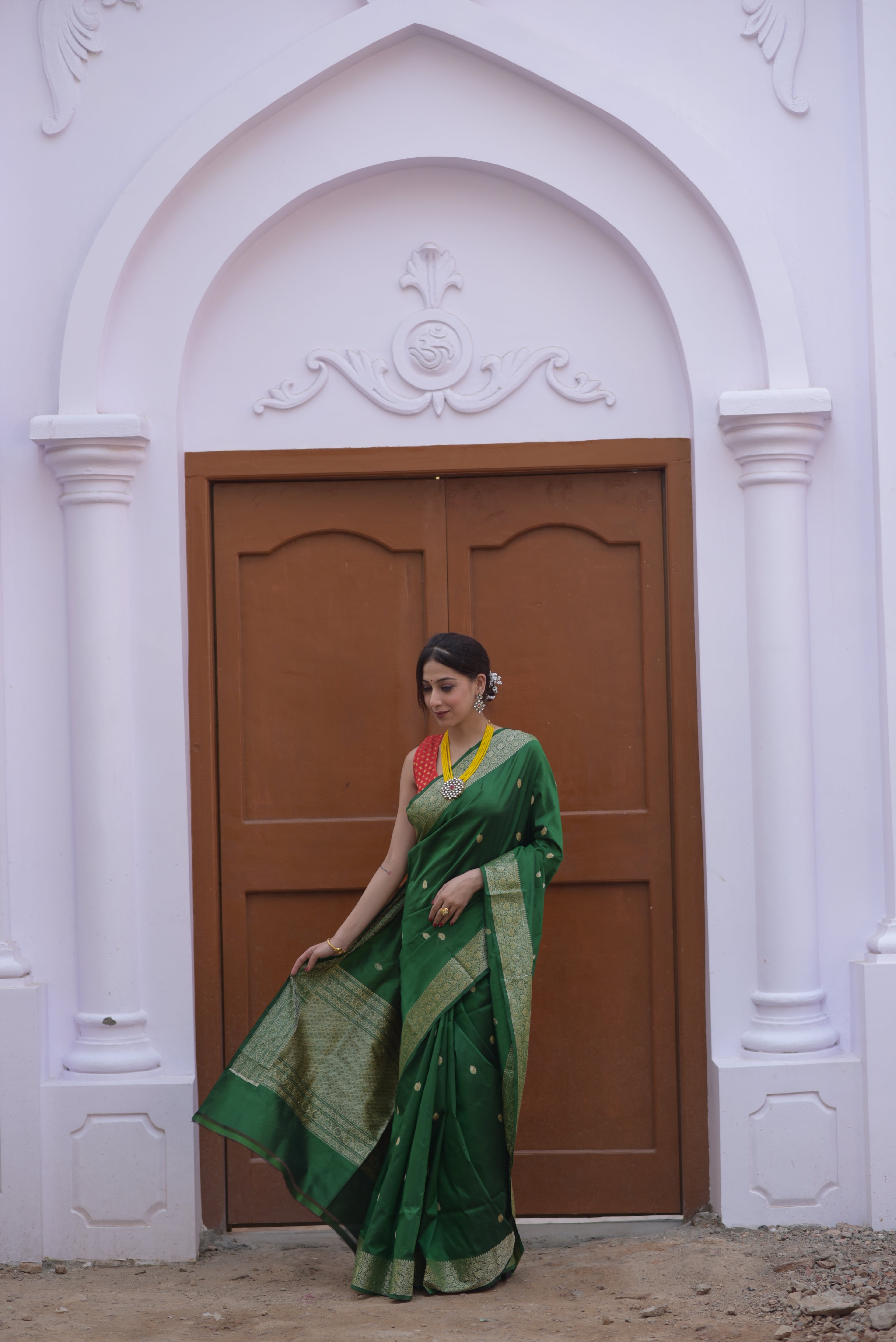 Deep Green Pure Handwoven Banarasi Katan Silk Saree
