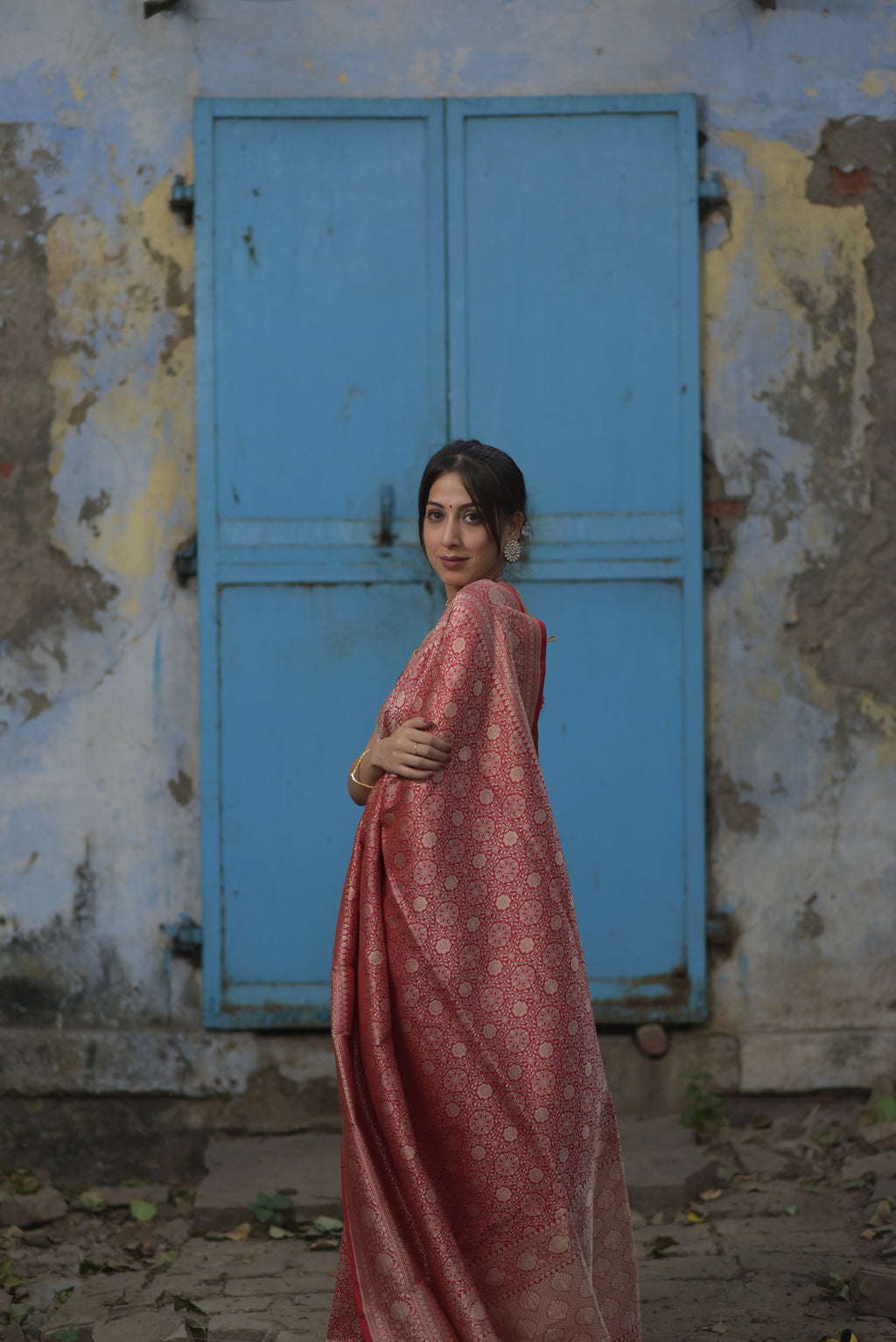 Red Jaal Pure Handwoven Banarasi Katan Silk Saree