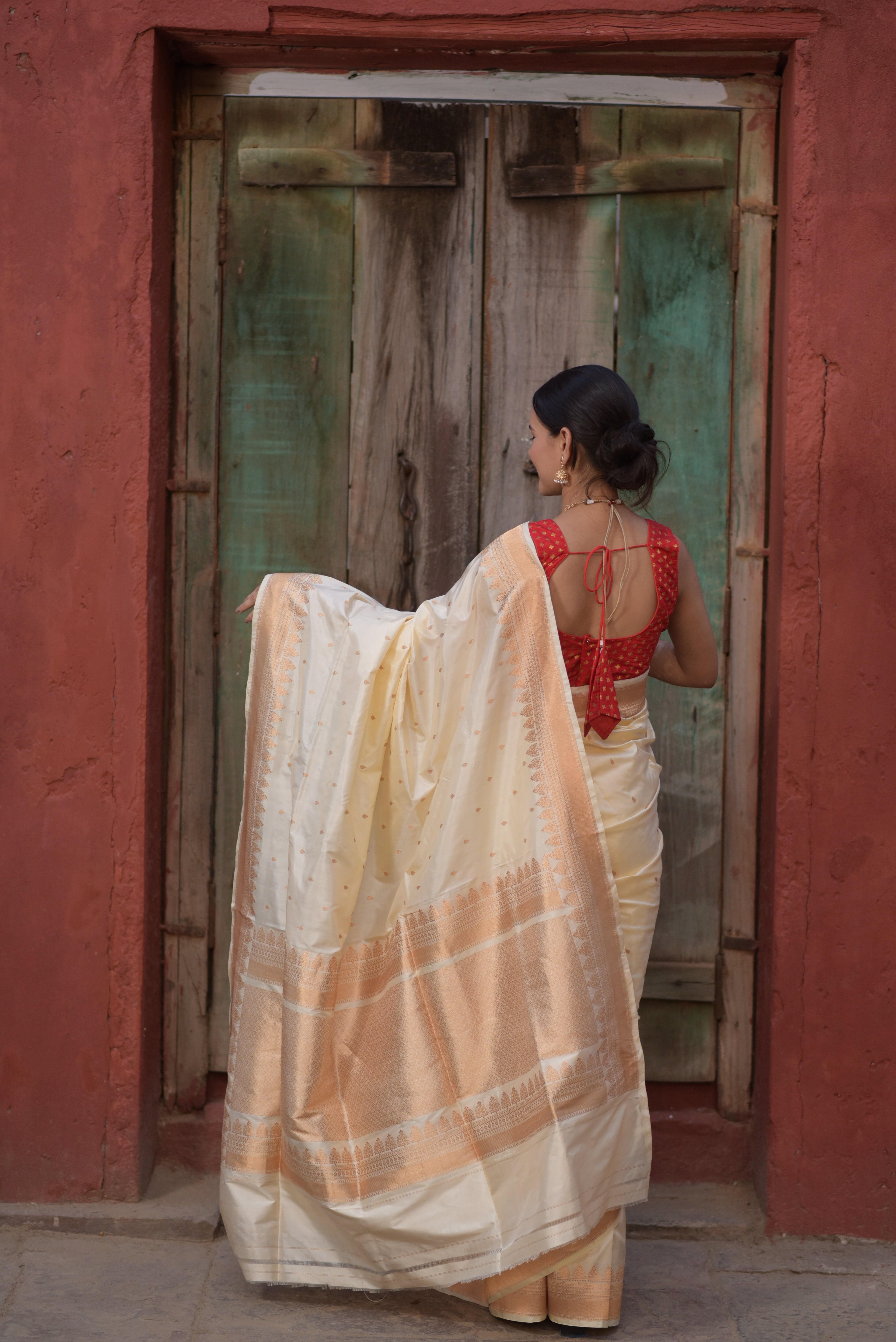 Almond Cream Pure Handwoven Banarasi Katan Silk Saree