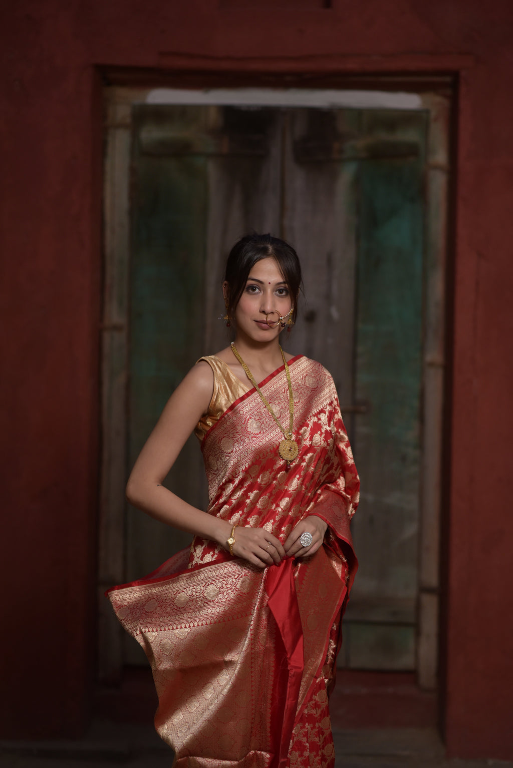 Red Jaal Pure Handwoven Banarasi Katan Silk Saree