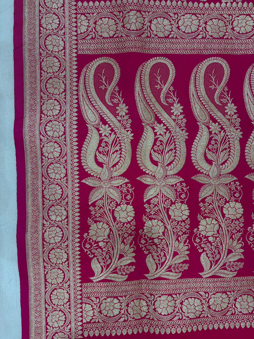 Deep Magenta Banarasi Mashru Katan Silk Saree