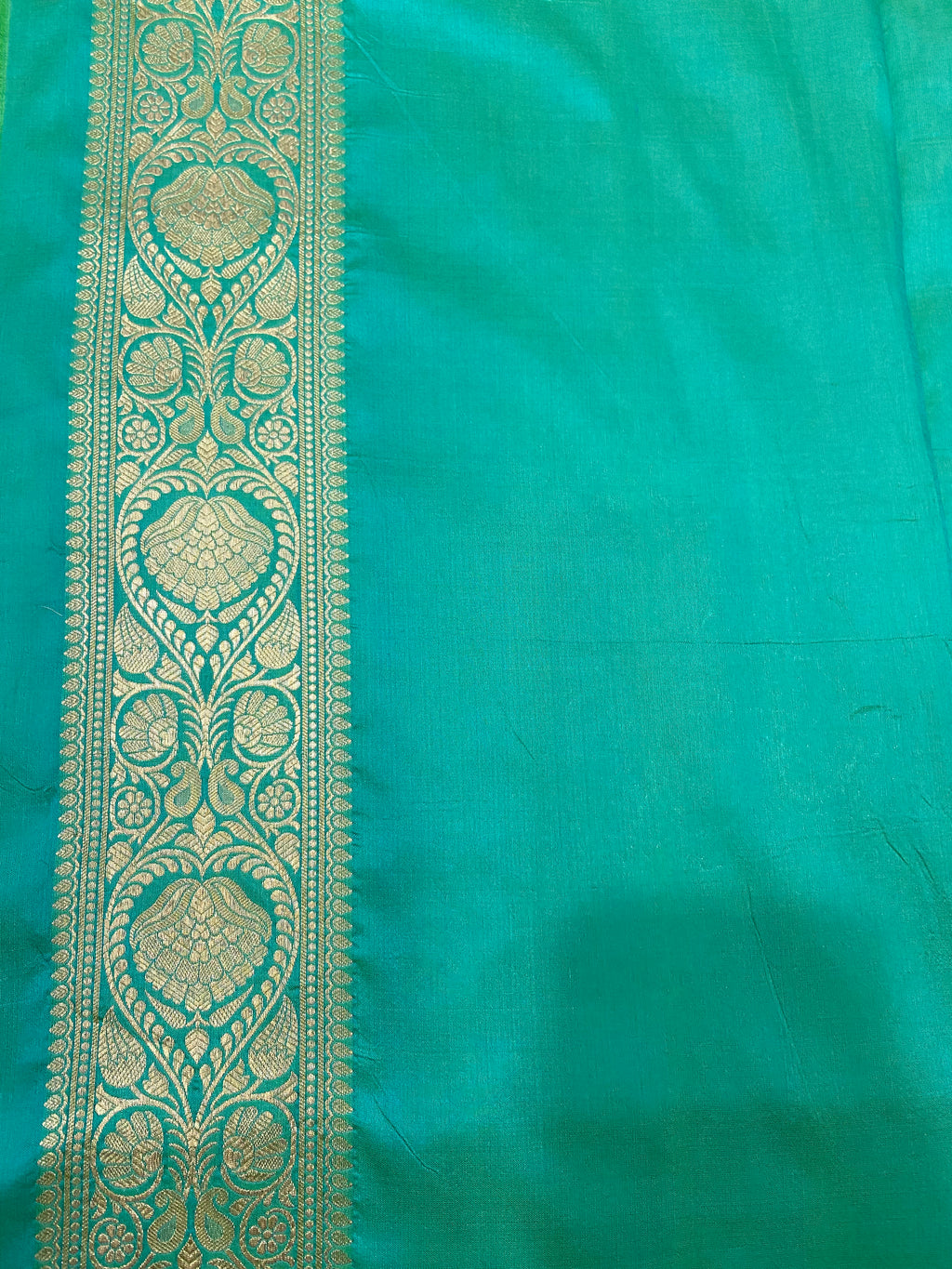 Emerald Green katan Silk  Handwoven Banaras Saree