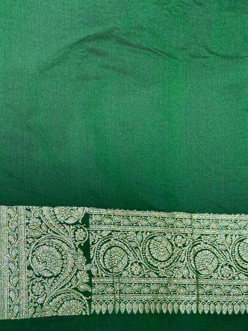 Deep Emerald Green Banarasi Mashru Katan Silk Saree