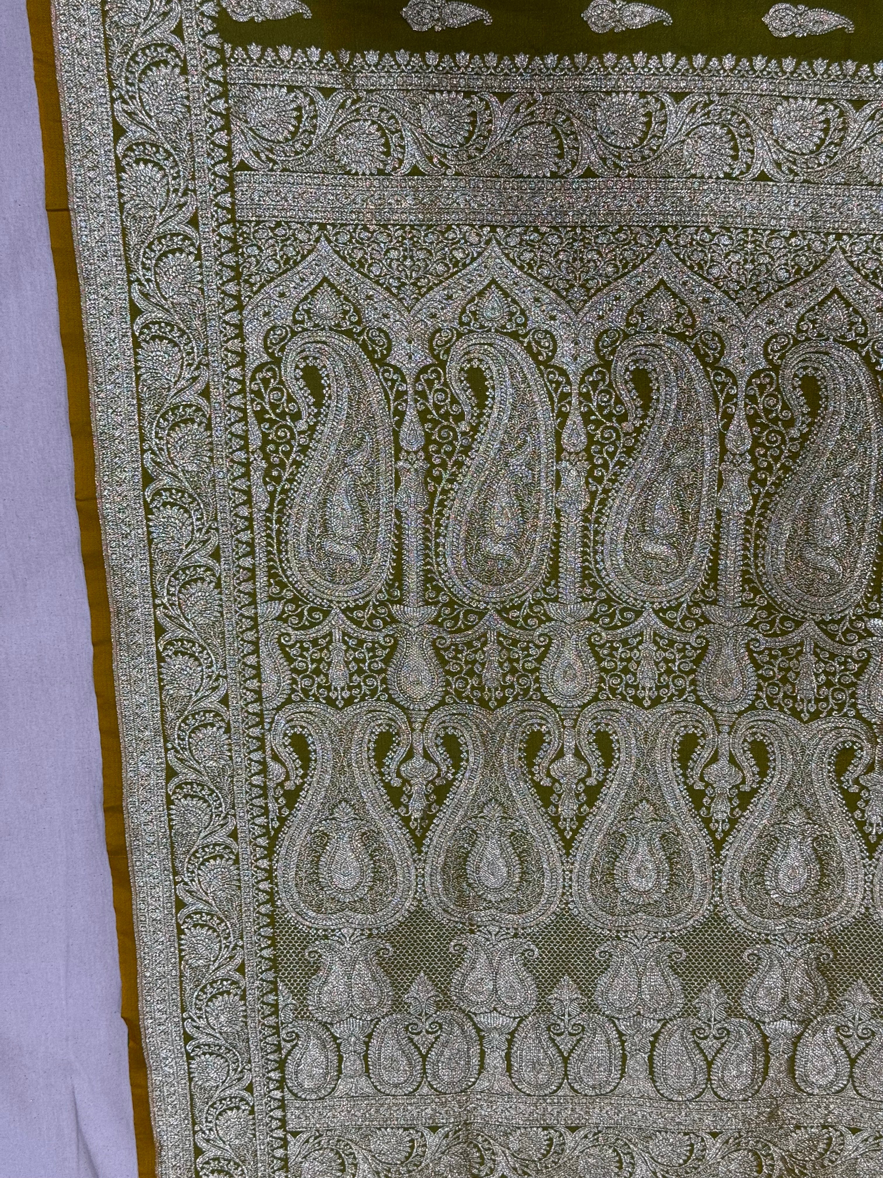 Mehendi Green Banarasi Mashru Katan Silk Saree