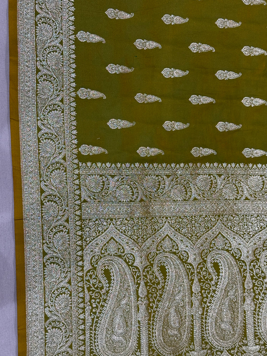 Mehendi Green Banarasi Mashru Katan Silk Saree