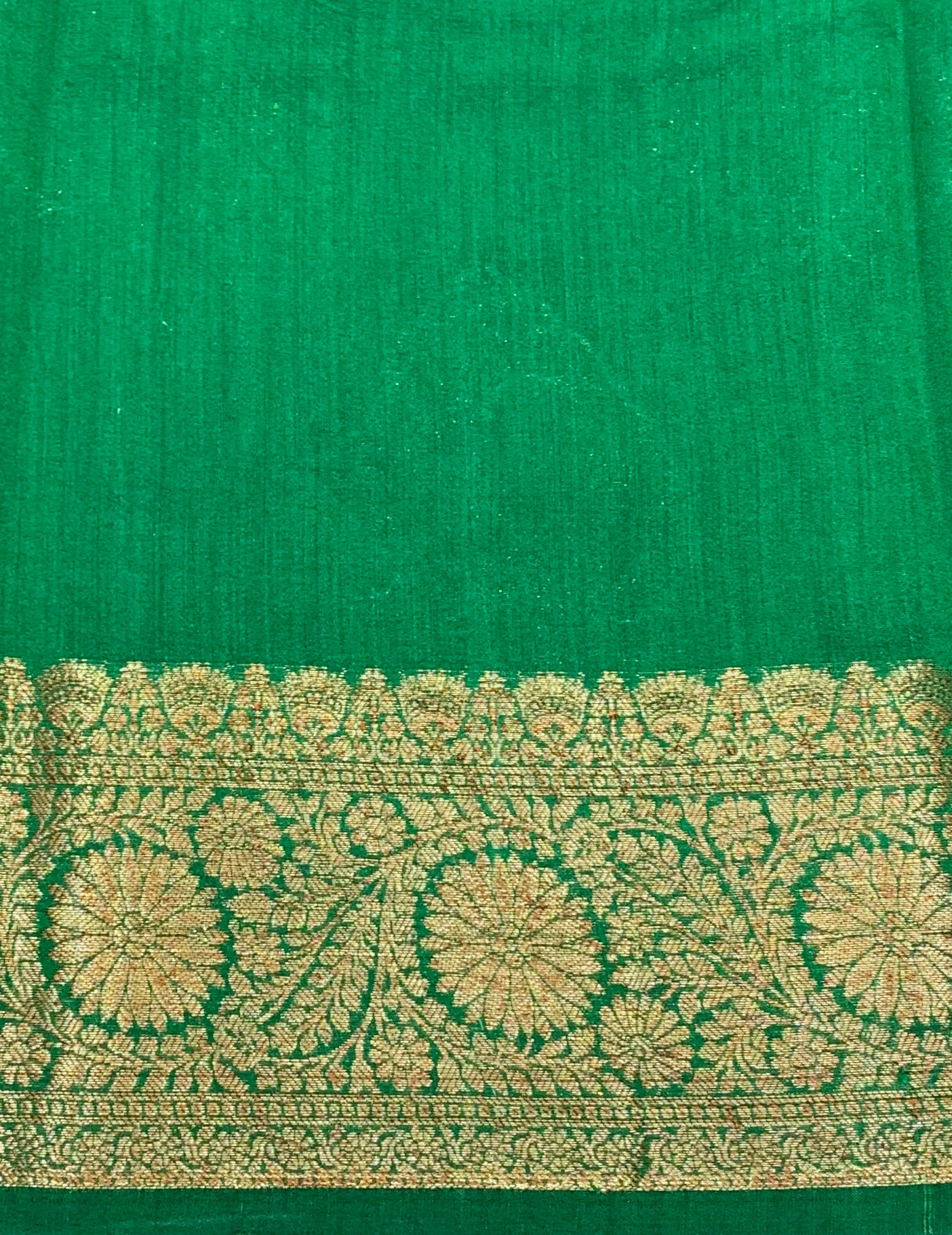 Green Chinia Silk  Handwoven Banaras Saree