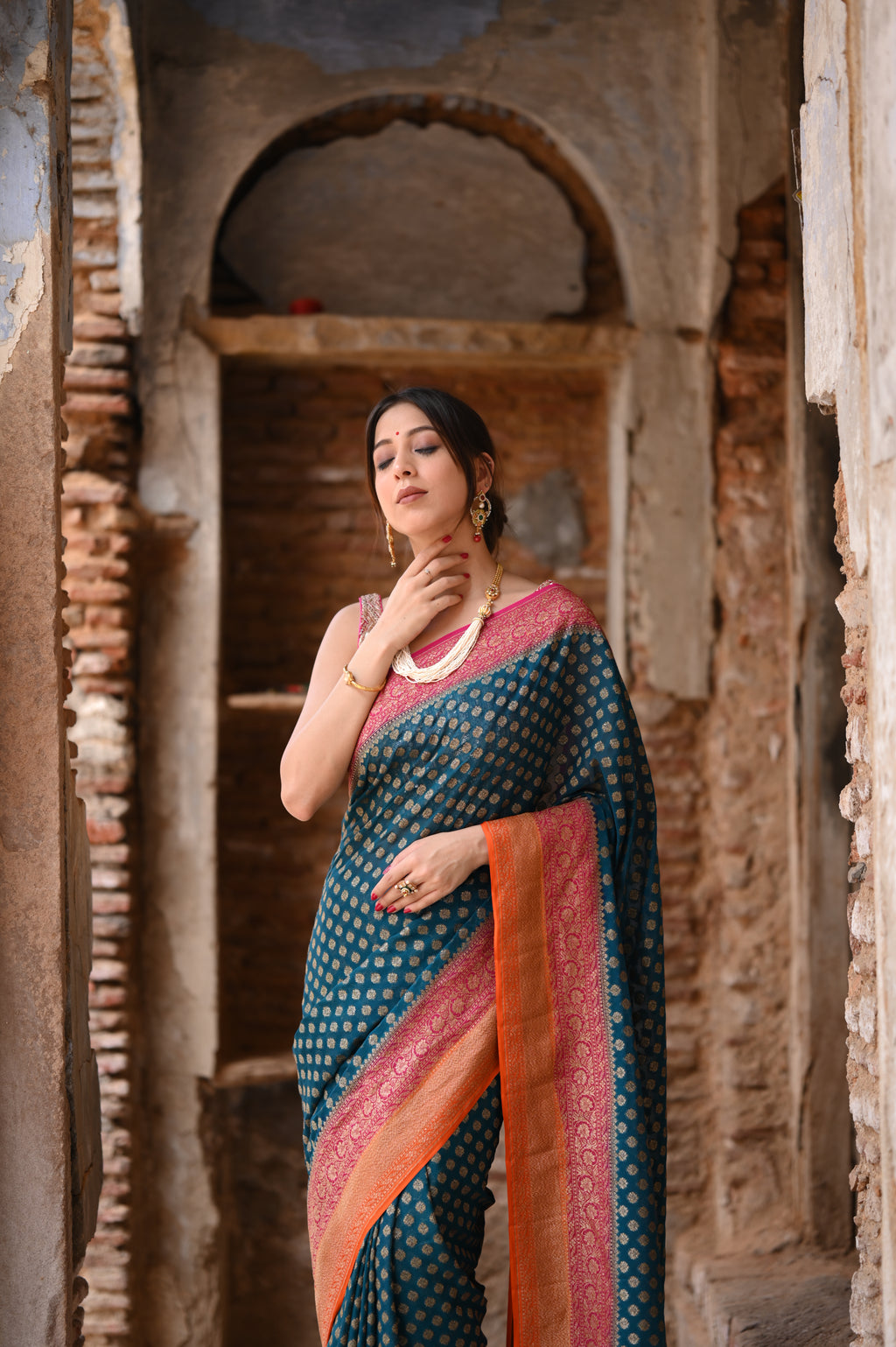 Deep Sea Green Khaddi Chiffon Handwoven Banarasi Saree