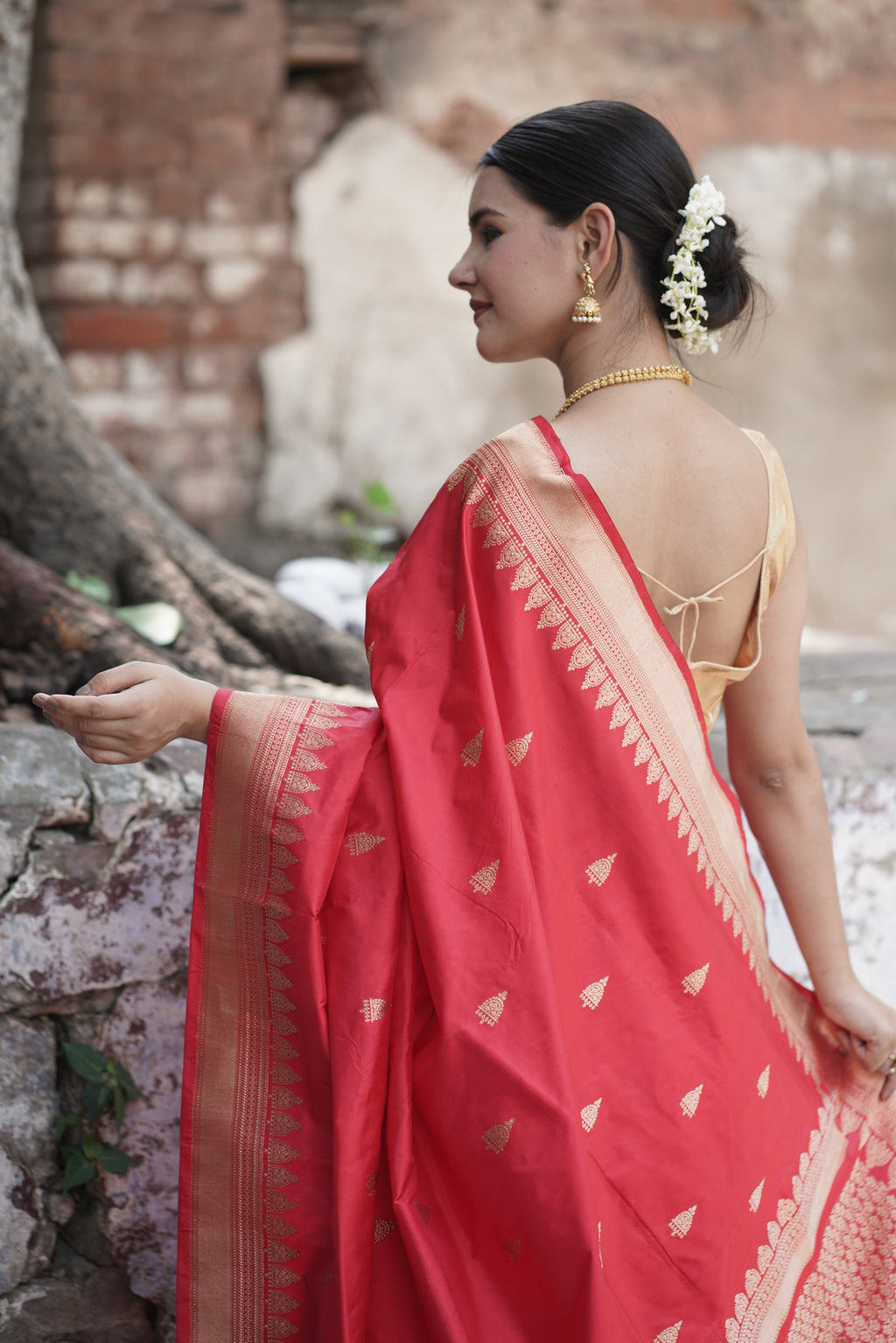 Red Pure Handwoven Banarasi Katan Silk Saree