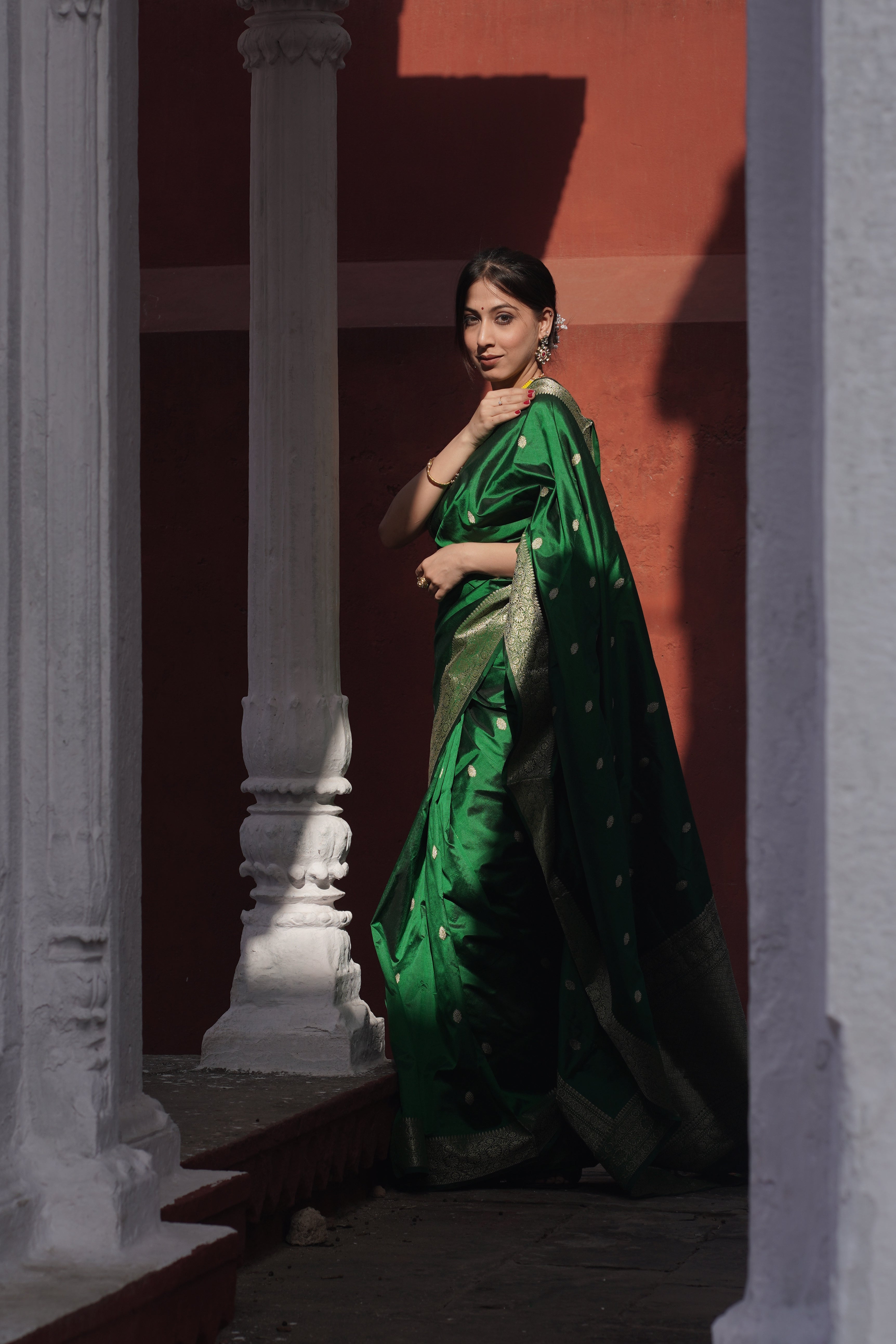 Deep Green Pure Handwoven Banarasi Katan Silk Saree