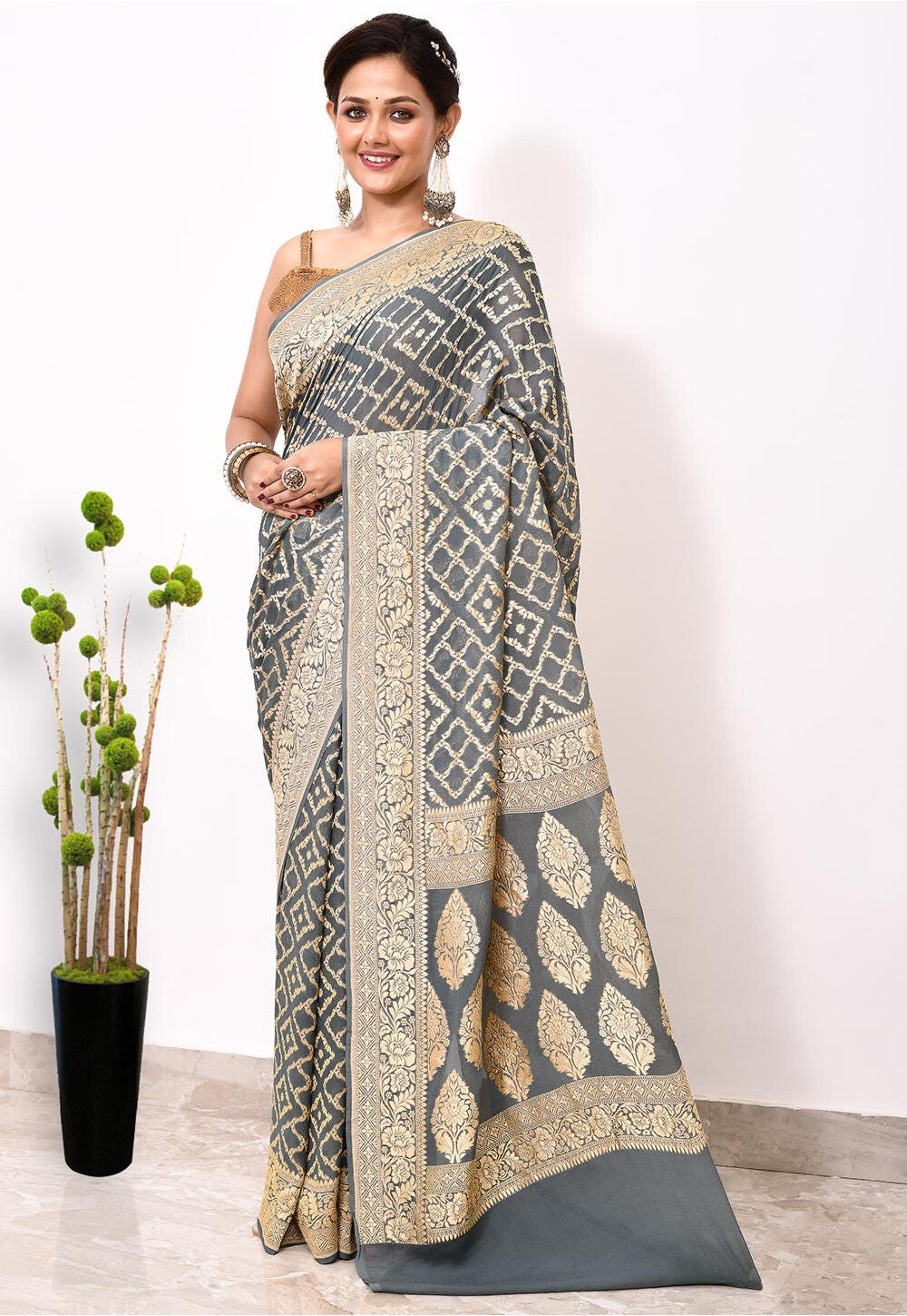 Grey Chiffon Silk Handwoven Banaras Saree