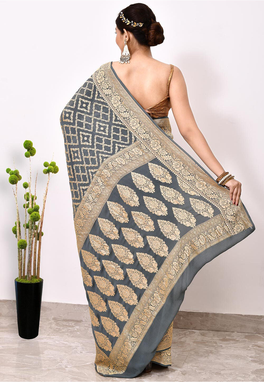 Grey Chiffon Silk Handwoven Banaras Saree