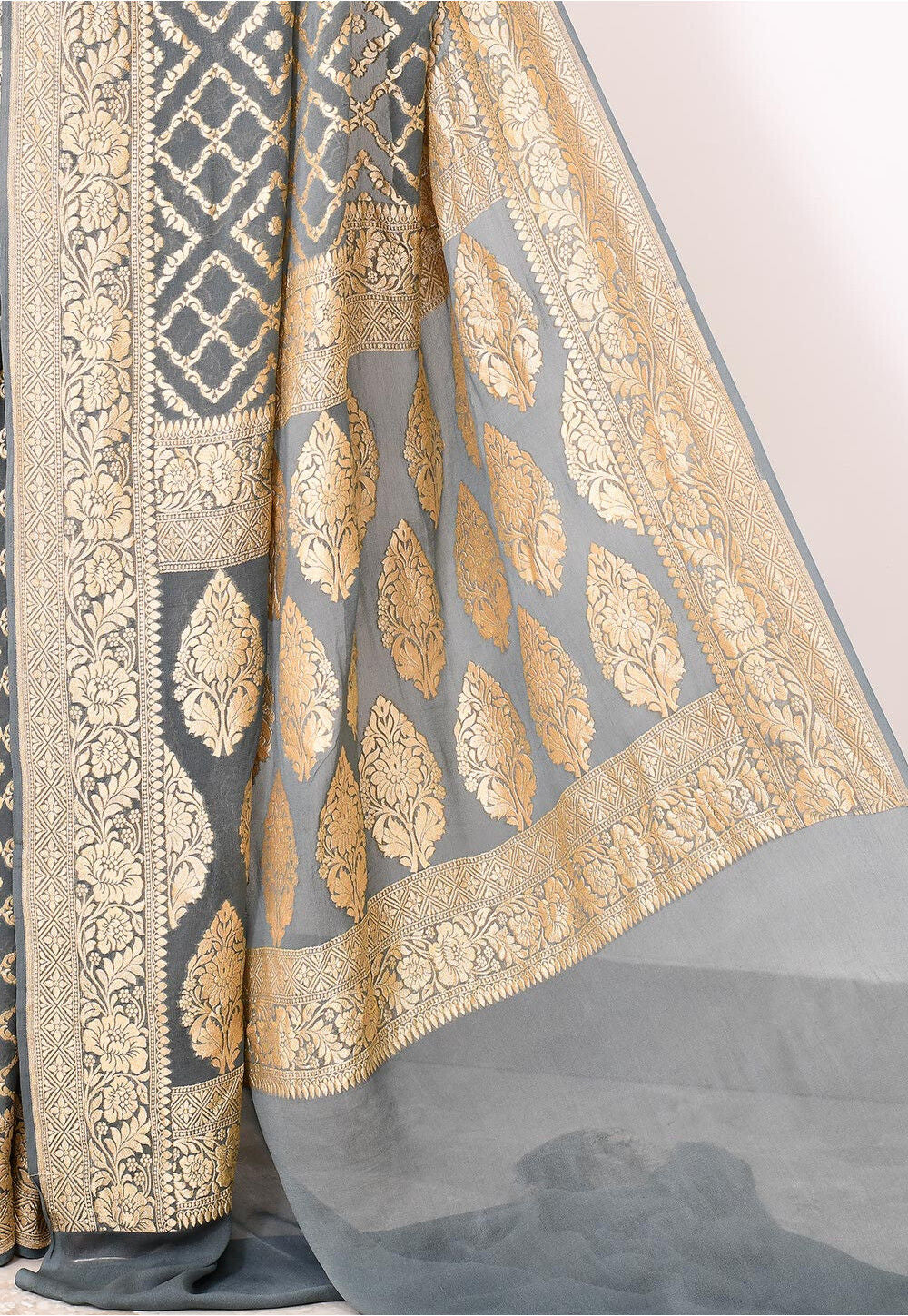 Grey Chiffon Silk Handwoven Banaras Saree