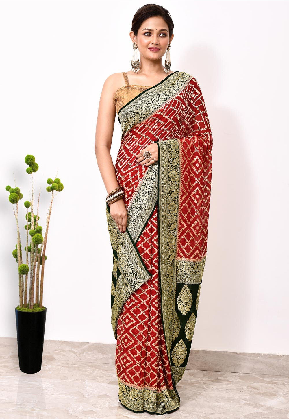 Red Chiffon Silk Handwoven Banaras Saree