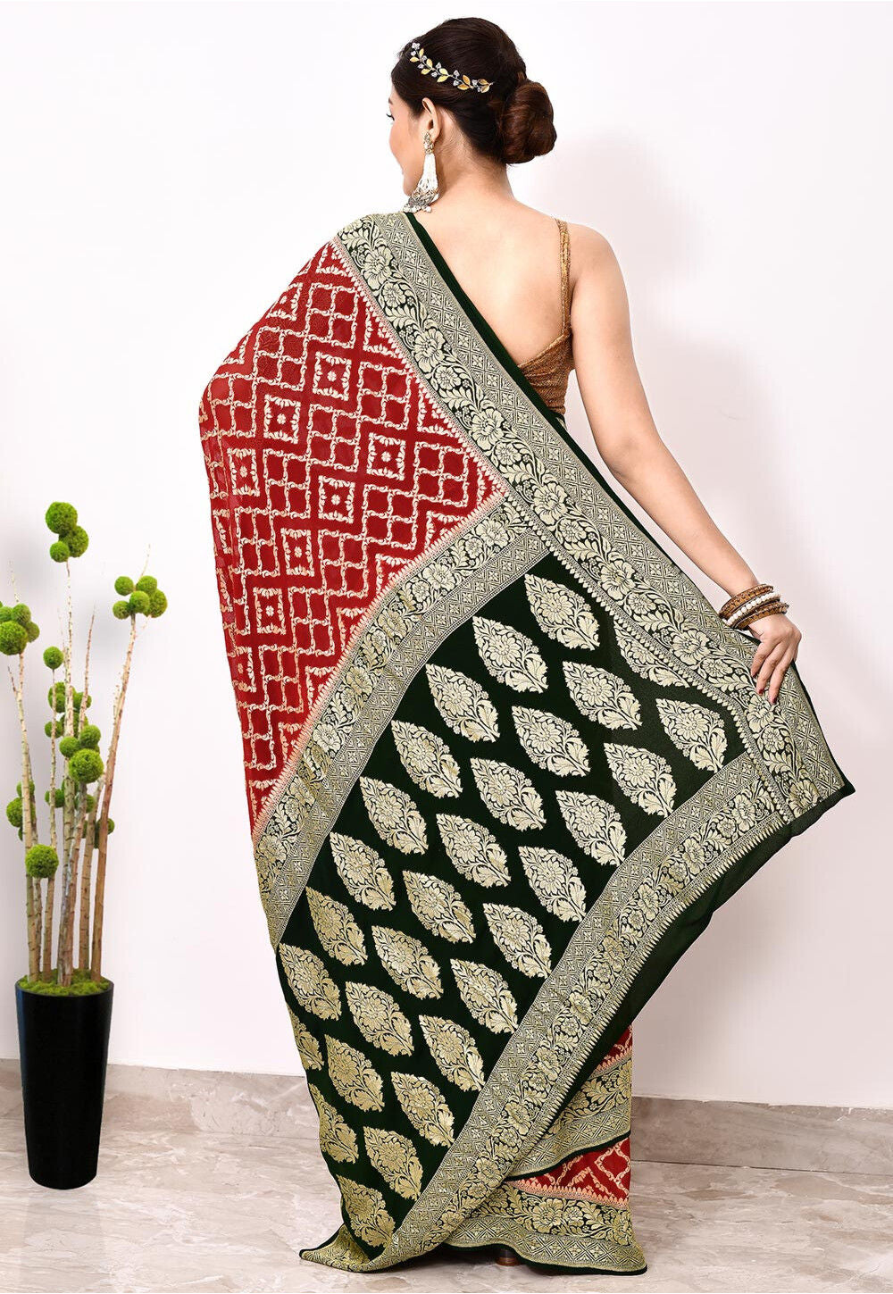 Red Chiffon Silk Handwoven Banaras Saree