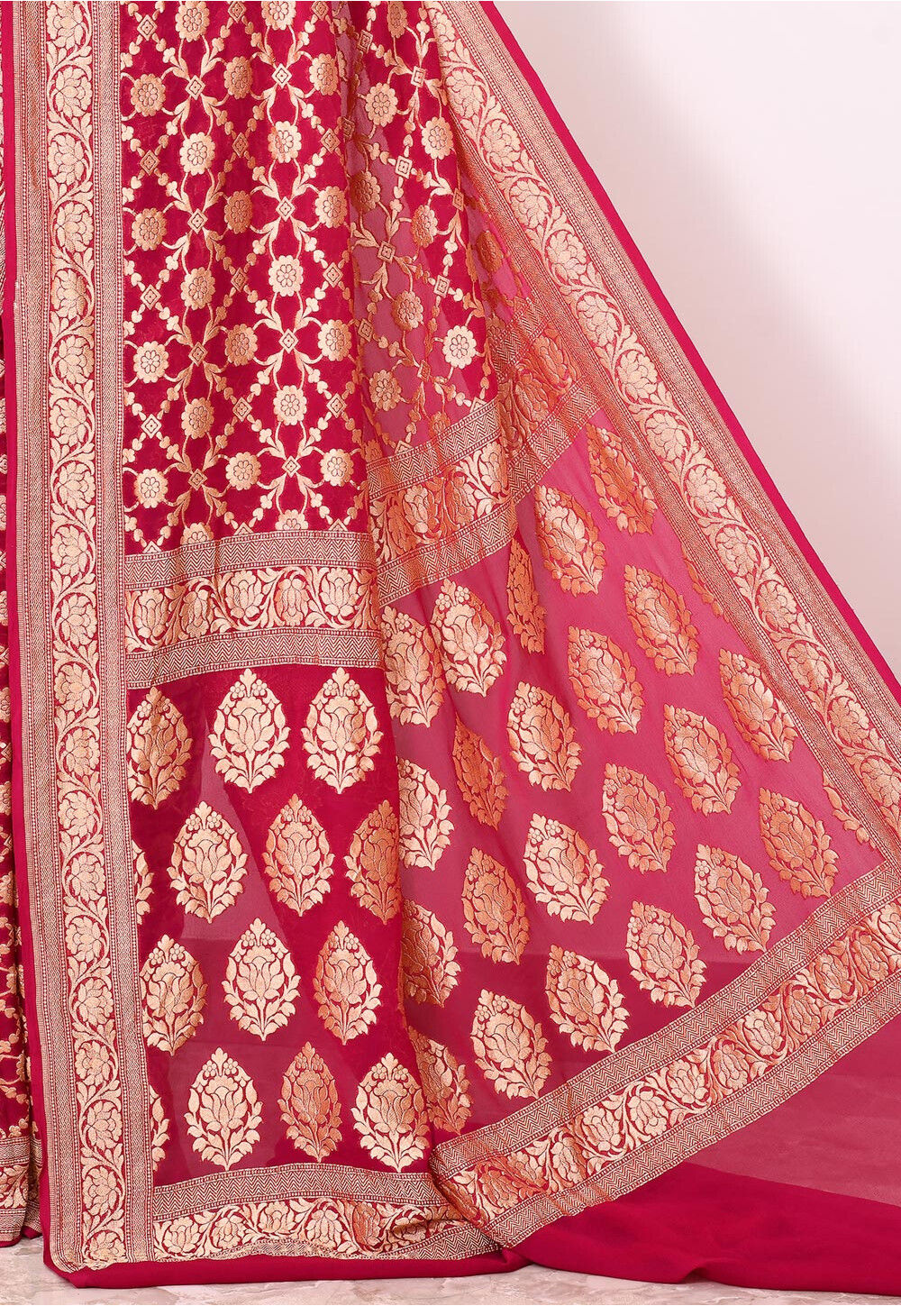 Red Chiffon Silk Handwoven Banaras Saree