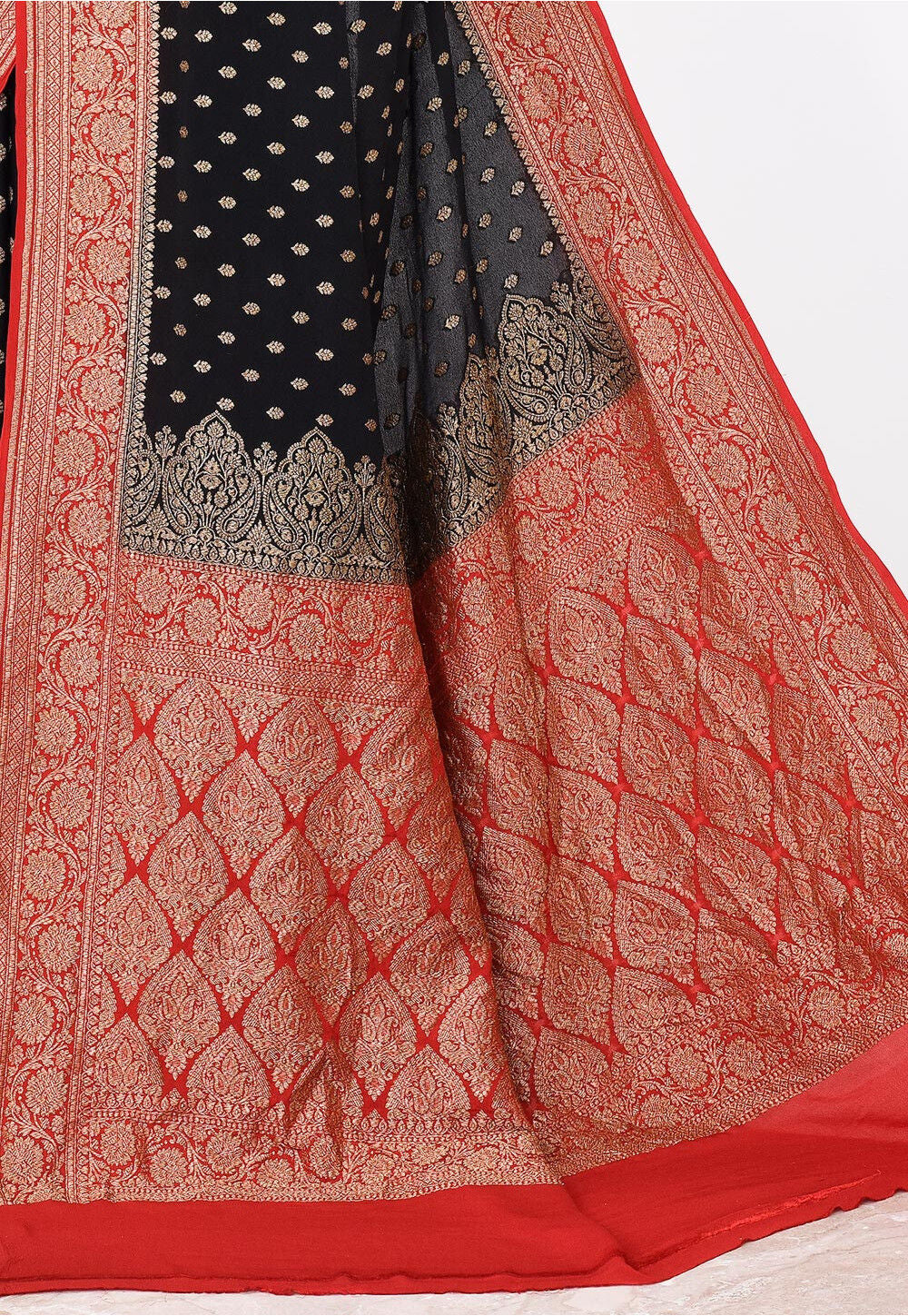 Crepe Silk Handwoven Banaras Saree