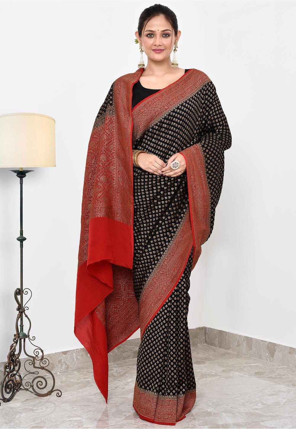 Crepe Silk Handwoven Banaras Saree