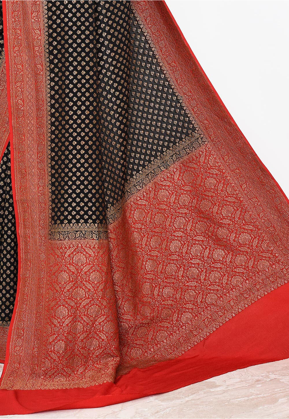 Crepe Silk Handwoven Banaras Saree