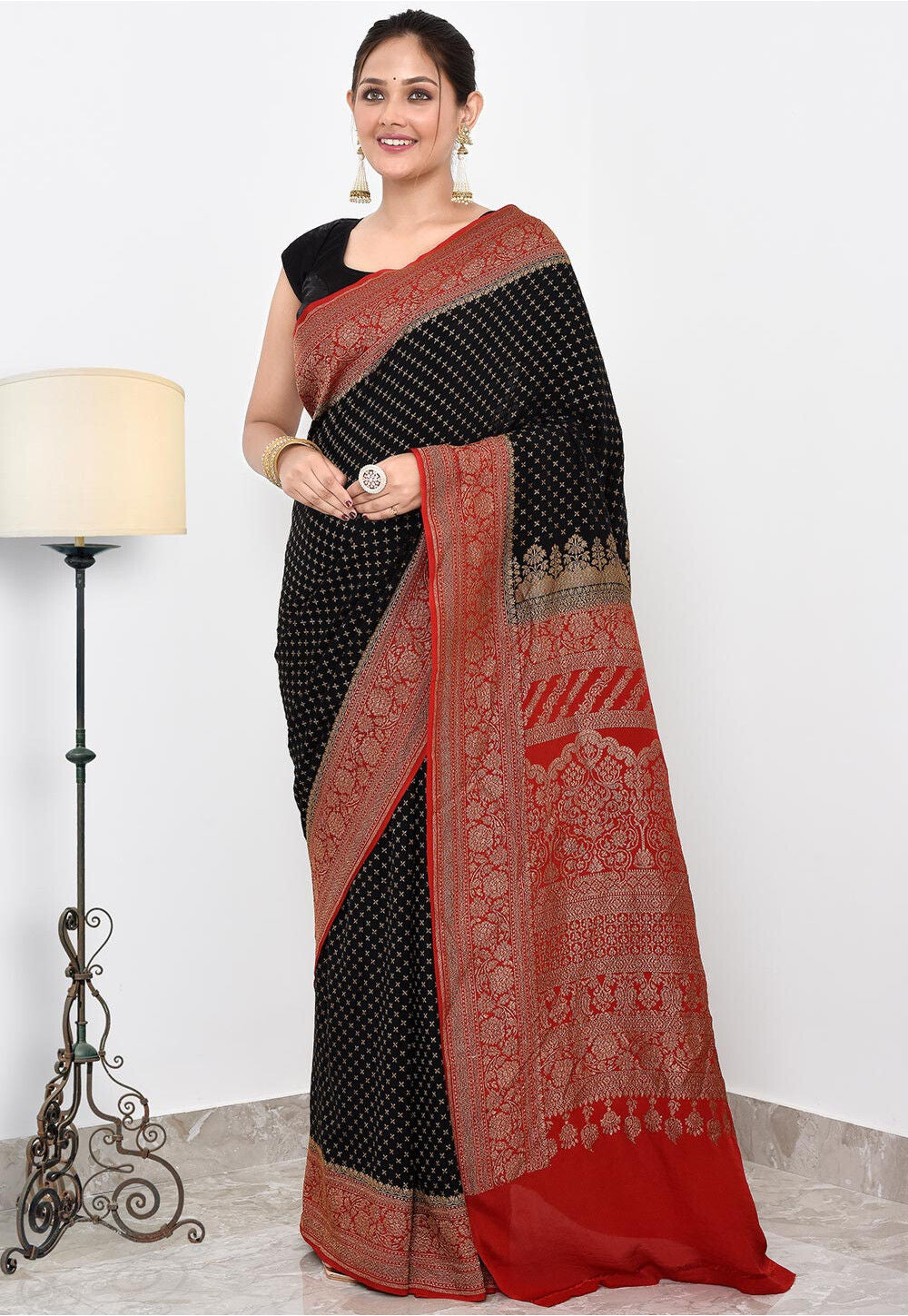 Crepe Silk Handwoven Banaras Saree