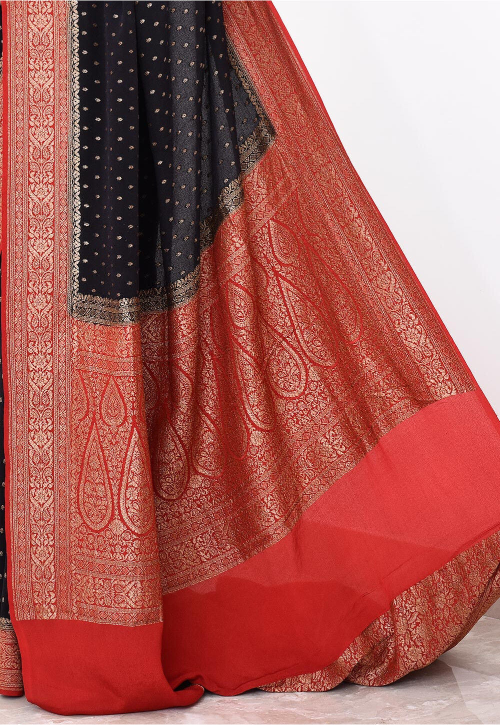 Crepe Silk Handwoven Banaras Saree