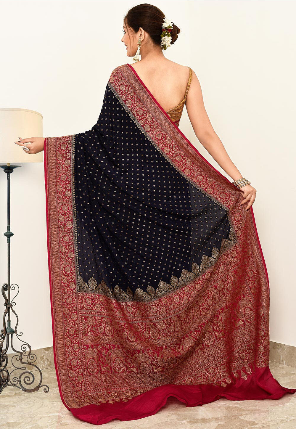 Crepe Silk Handwoven Banaras Saree