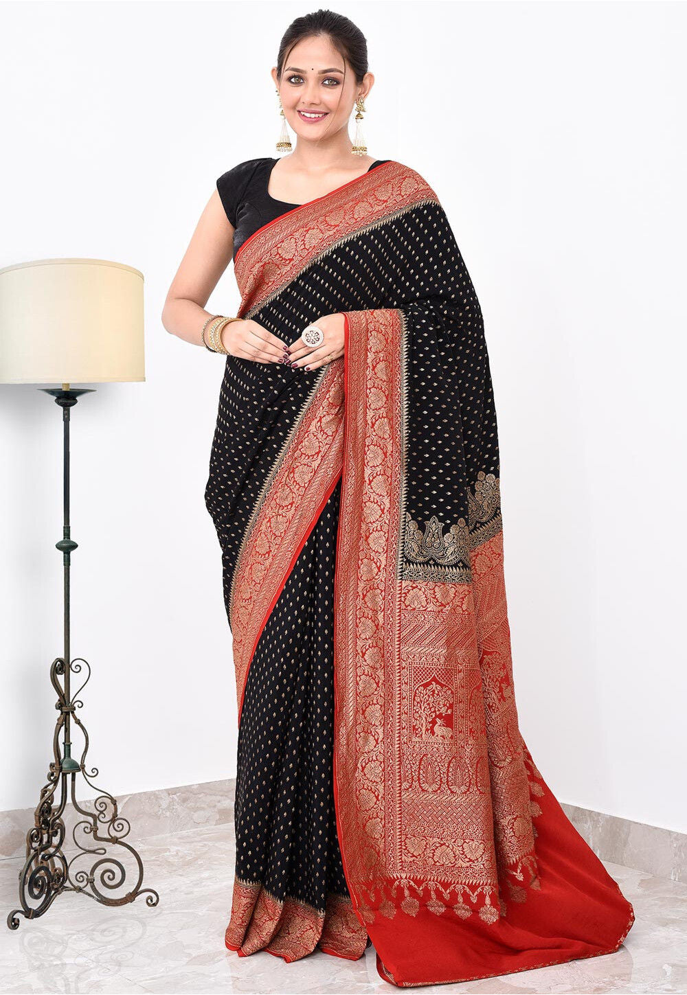 Crepe Silk Handwoven Banaras Saree